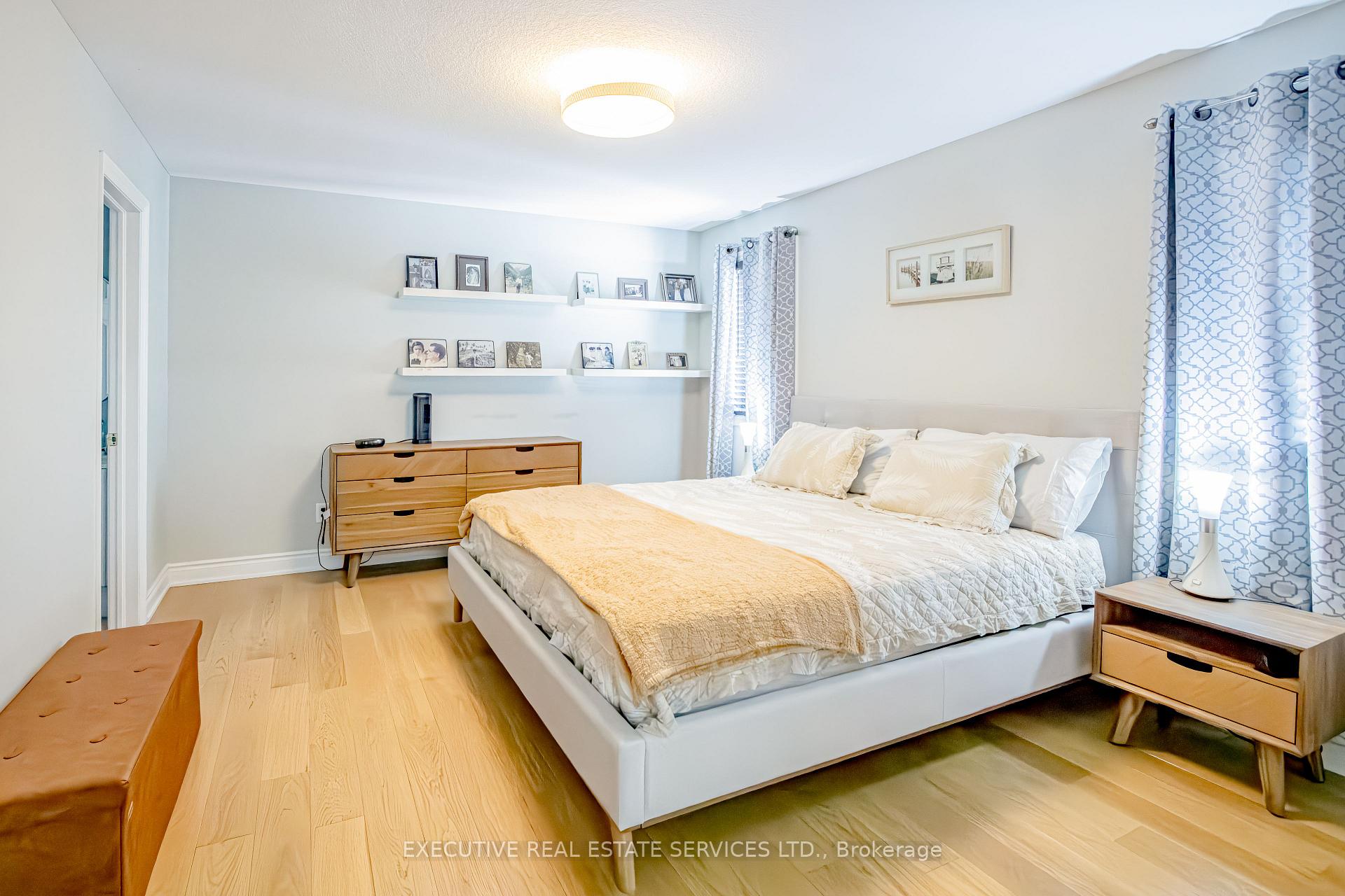 Photo 30 of 3264 Meadowgate Boulevard, London, South U — HOMEH