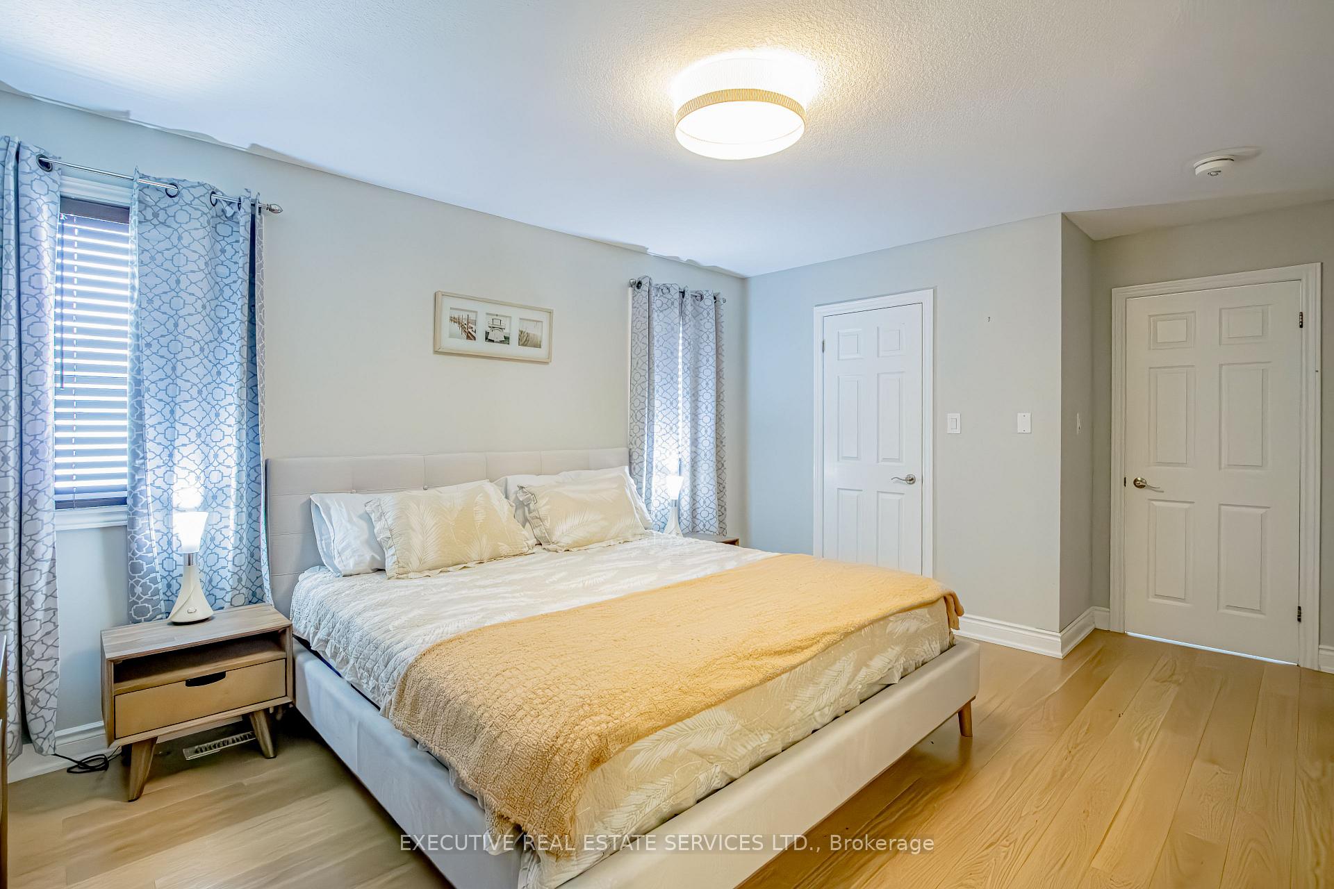 Photo 31 of 3264 Meadowgate Boulevard, London, South U — HOMEH
