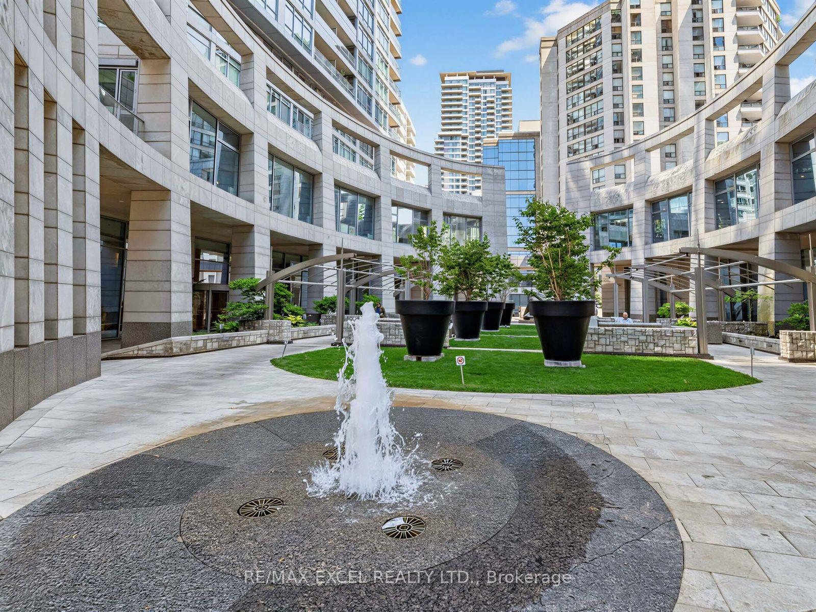 Photo 2 of Unit 1805, 2191 Yonge Street, Toronto, Mount Pleasant West — HOMEH