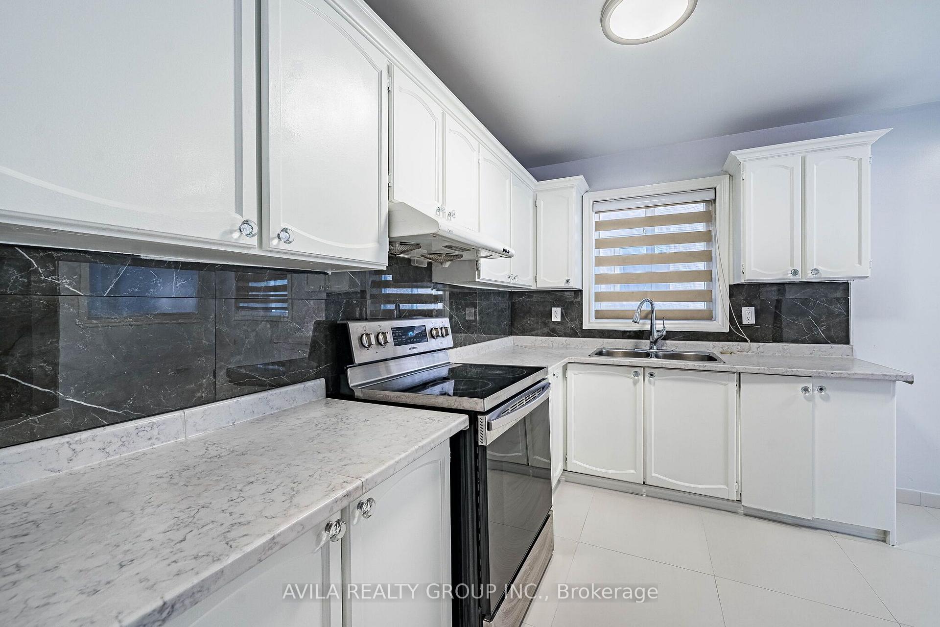 Photo 17 of 31 Wheatfield Road, Brampton, Brampton West — HOMEH