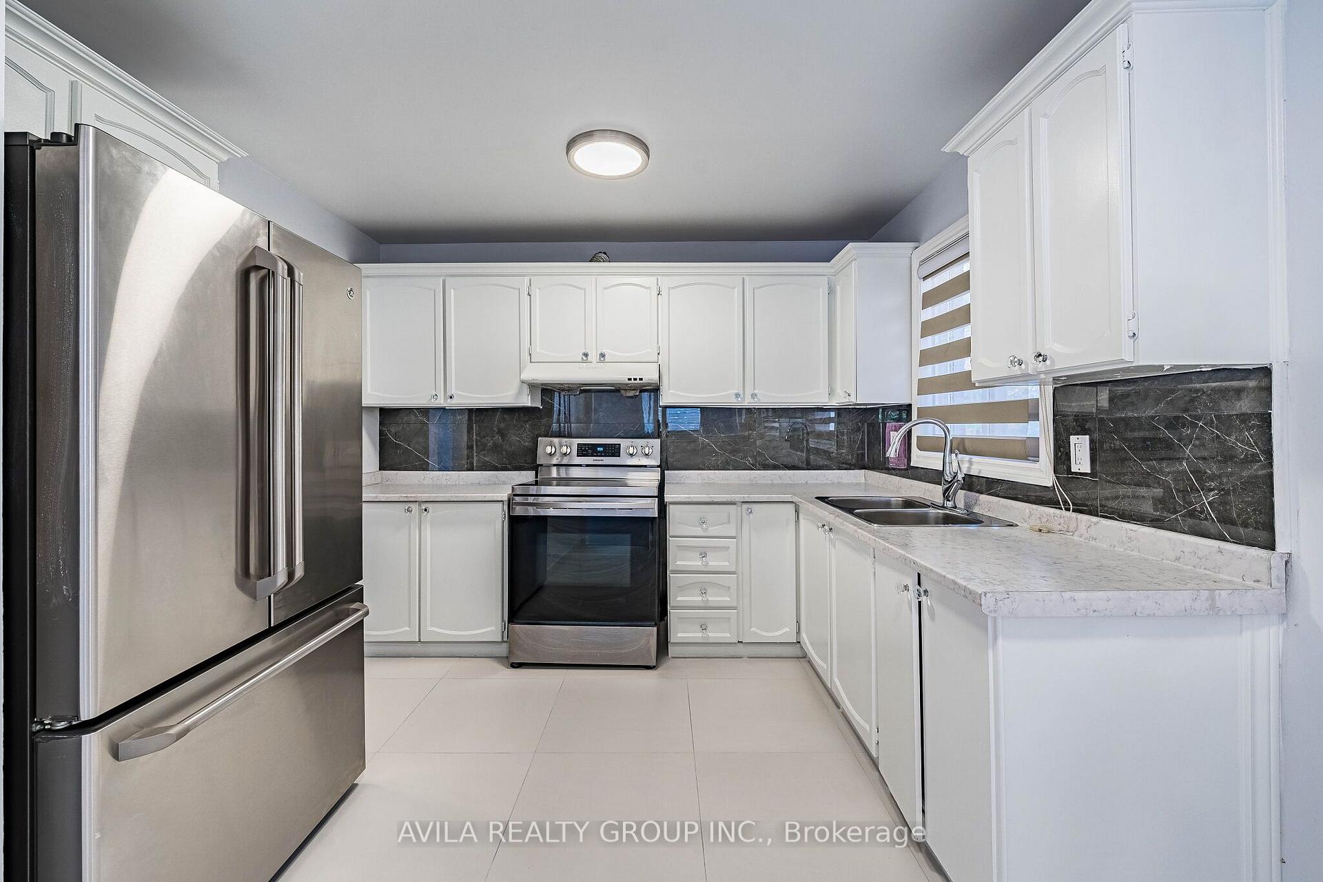 Photo 23 of 31 Wheatfield Road, Brampton, Brampton West — HOMEH
