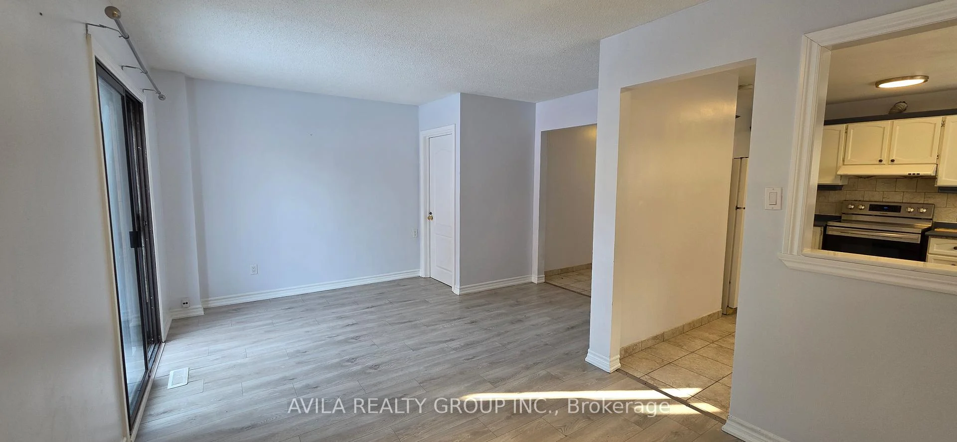 Photo 35 of 31 Wheatfield Road, Brampton, Brampton West — HOMEH