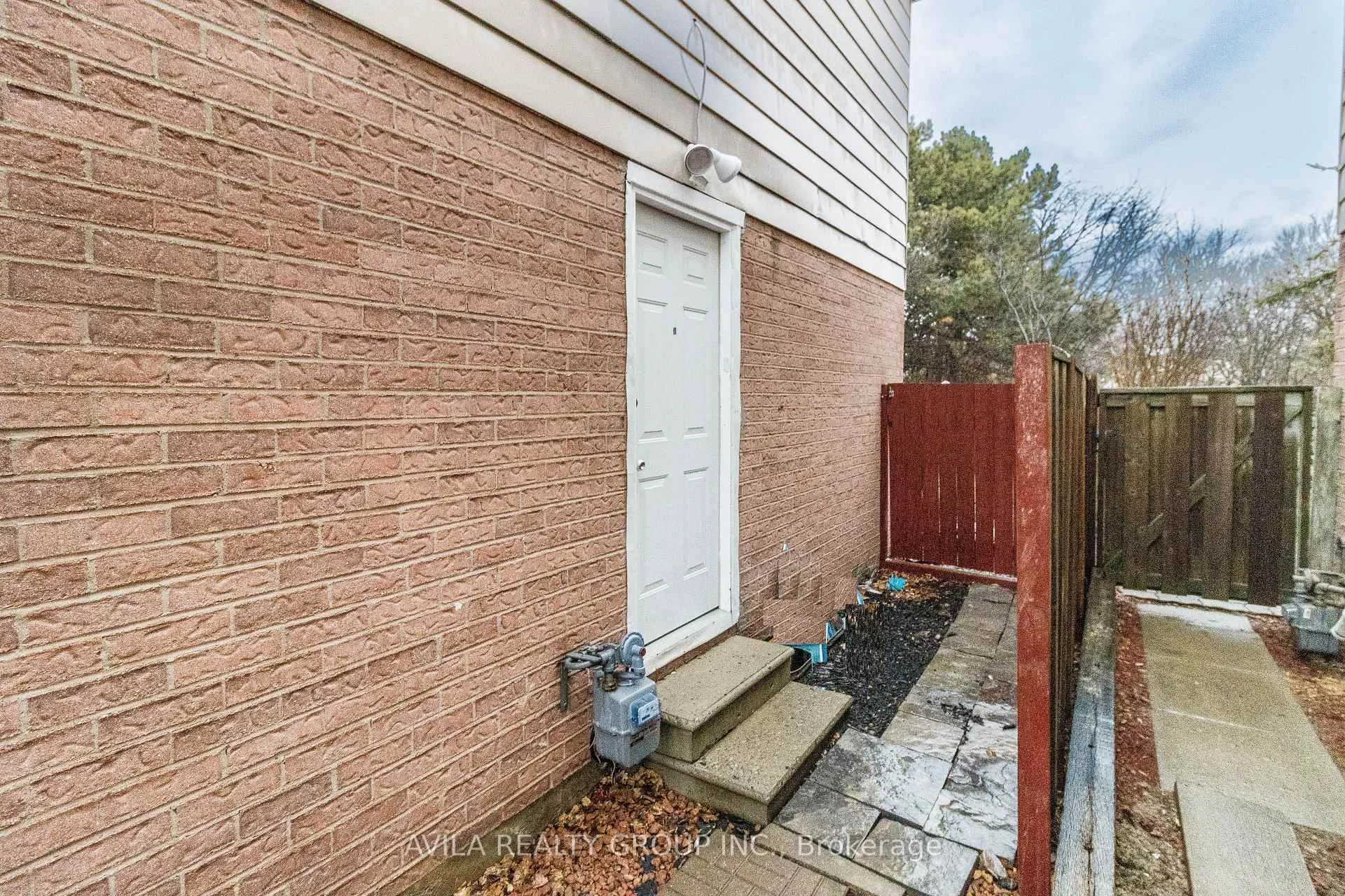 Photo 84 of 31 Wheatfield Road, Brampton, Brampton West — HOMEH
