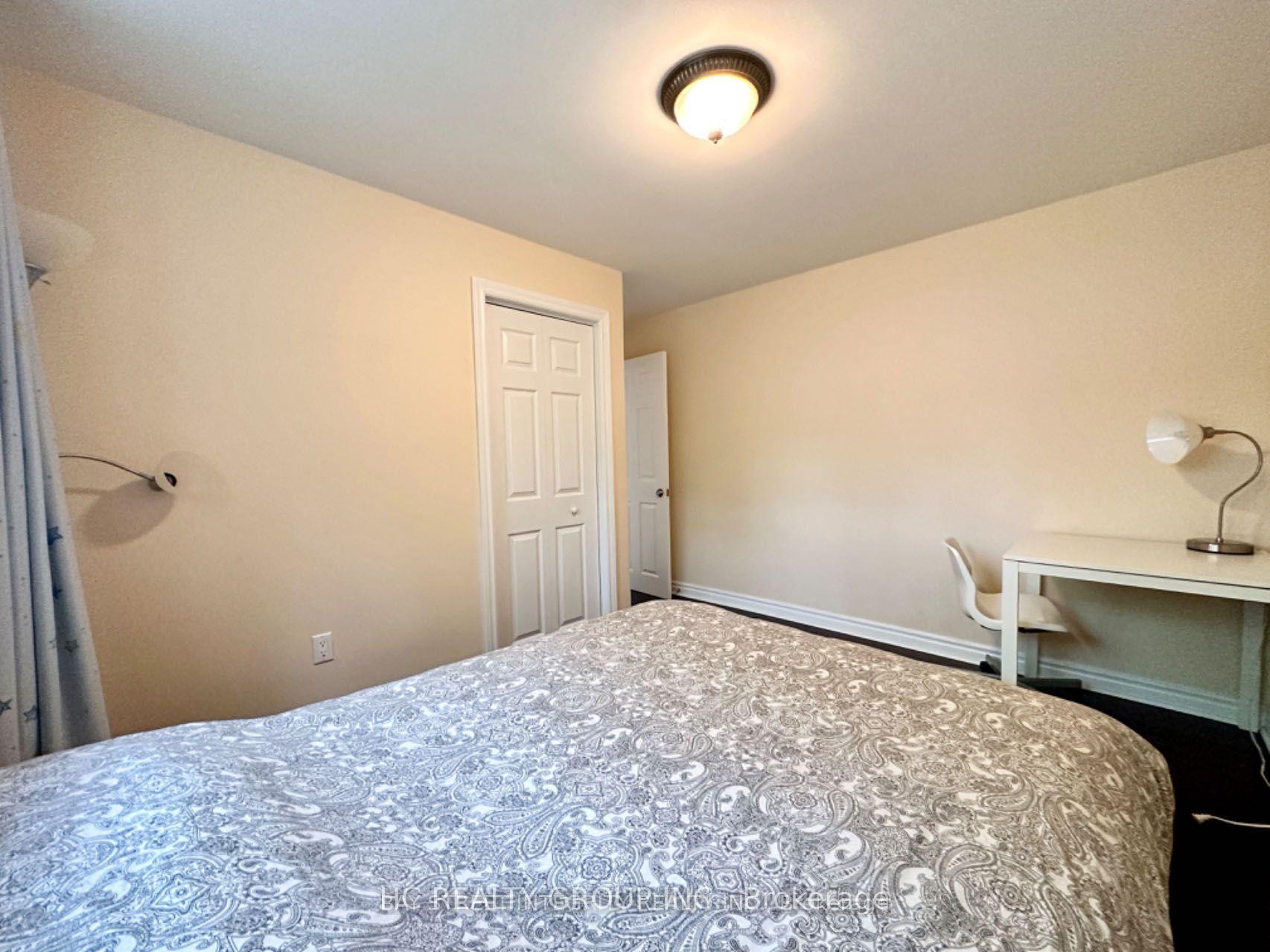 Photo 11 of 35 Lailey Crescent, North York, Willowdale East — HOMEH