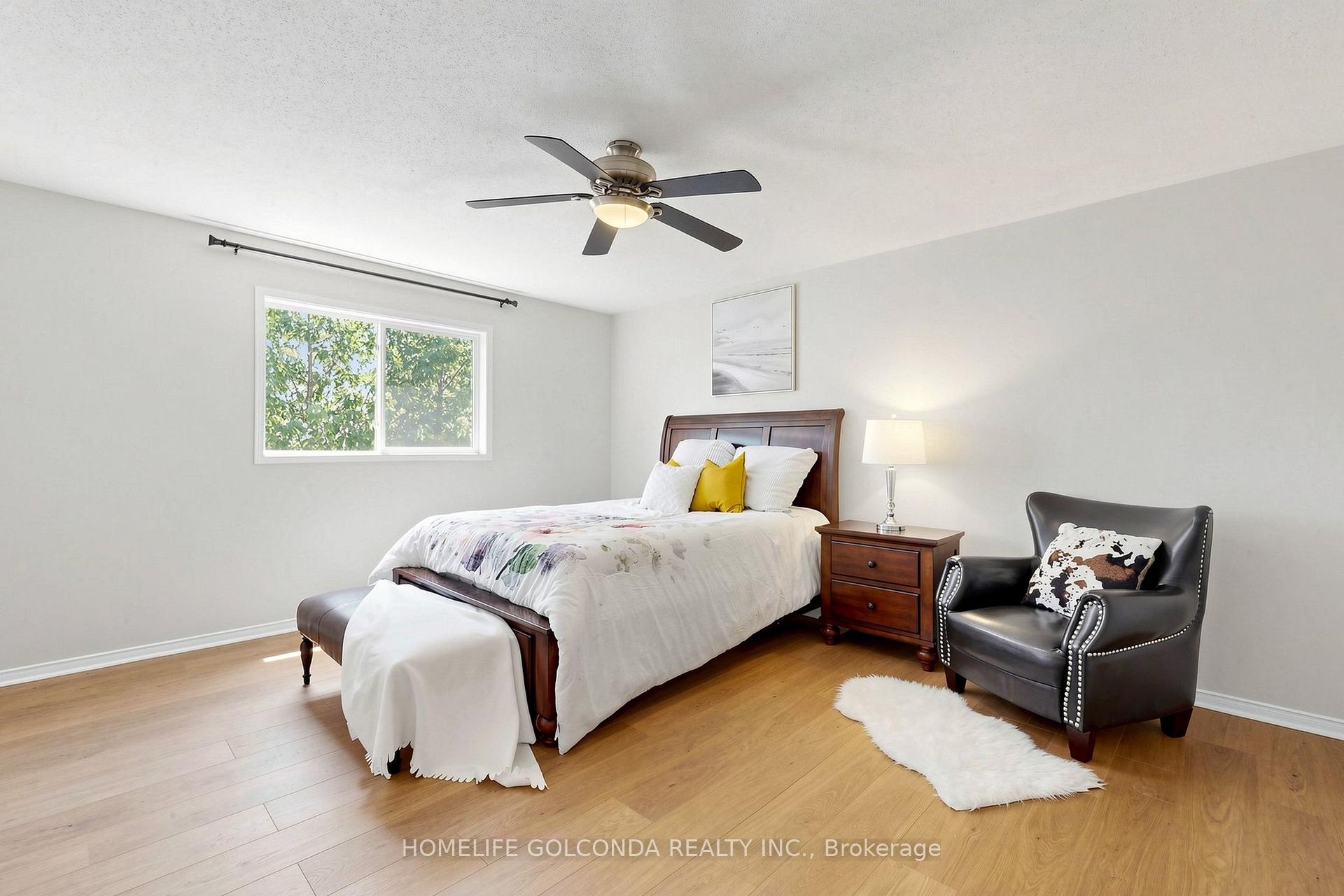 Photo 12 of 933 Glenbourne Court, Oshawa, Pinecrest — HOMEH