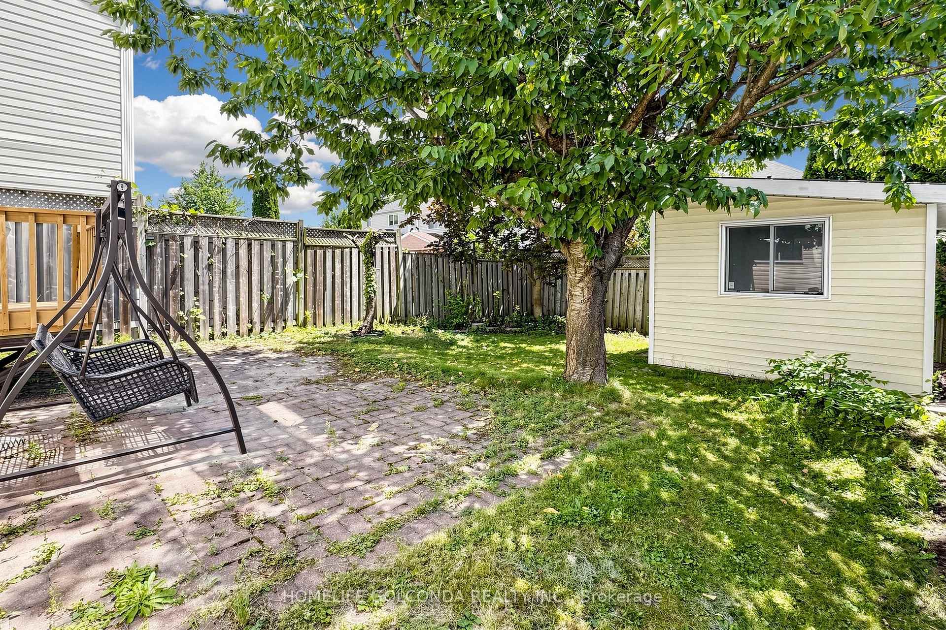 Photo 17 of 933 Glenbourne Court, Oshawa, Pinecrest — HOMEH