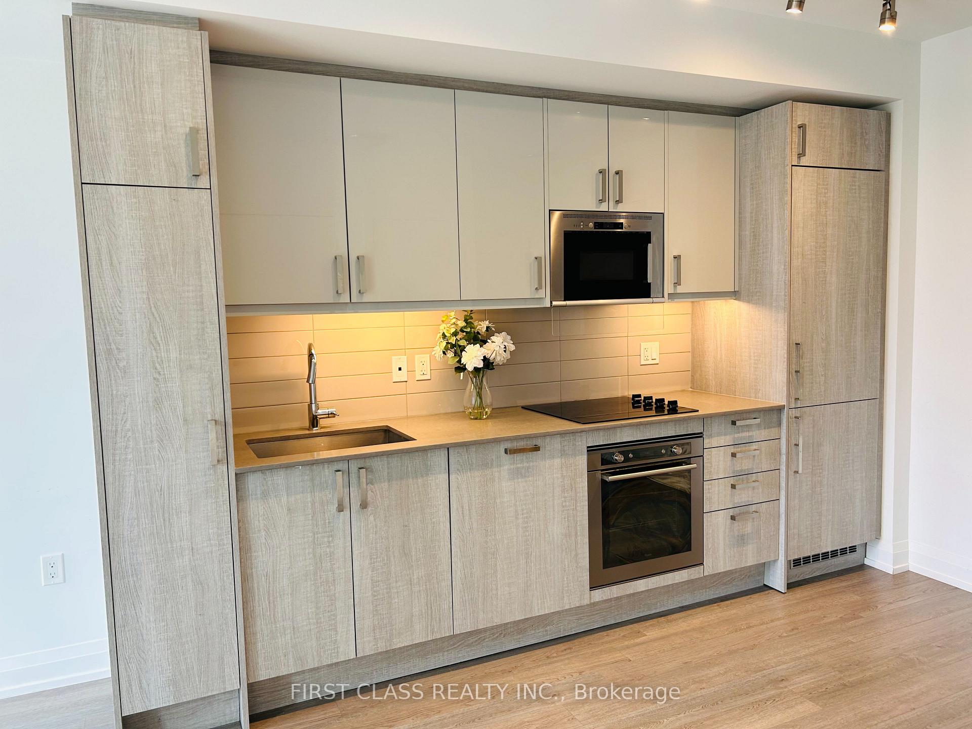 Photo 4 of Unit 1806, 77 Mutual Street, Toronto, Church-Yonge Corridor — HOMEH