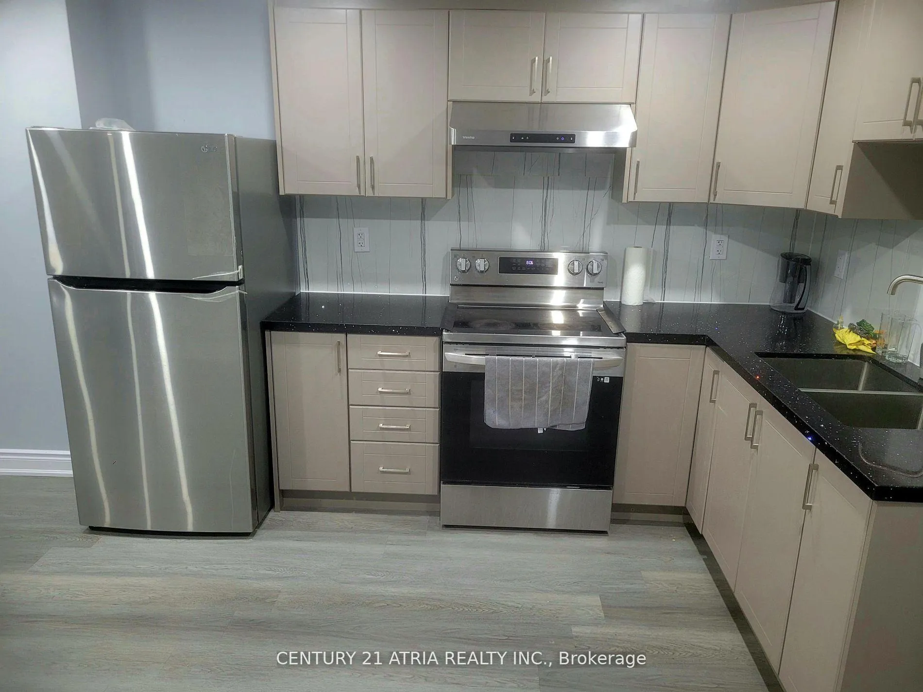 Photo 3 of Unit Bsmt, 48 Pathway Drive, Brampton, Credit Valley — HOMEH