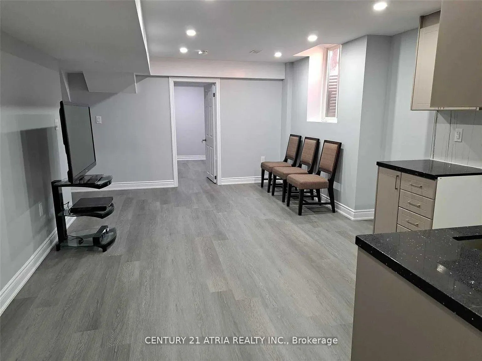 Photo 4 of Unit Bsmt, 48 Pathway Drive, Brampton, Credit Valley — HOMEH