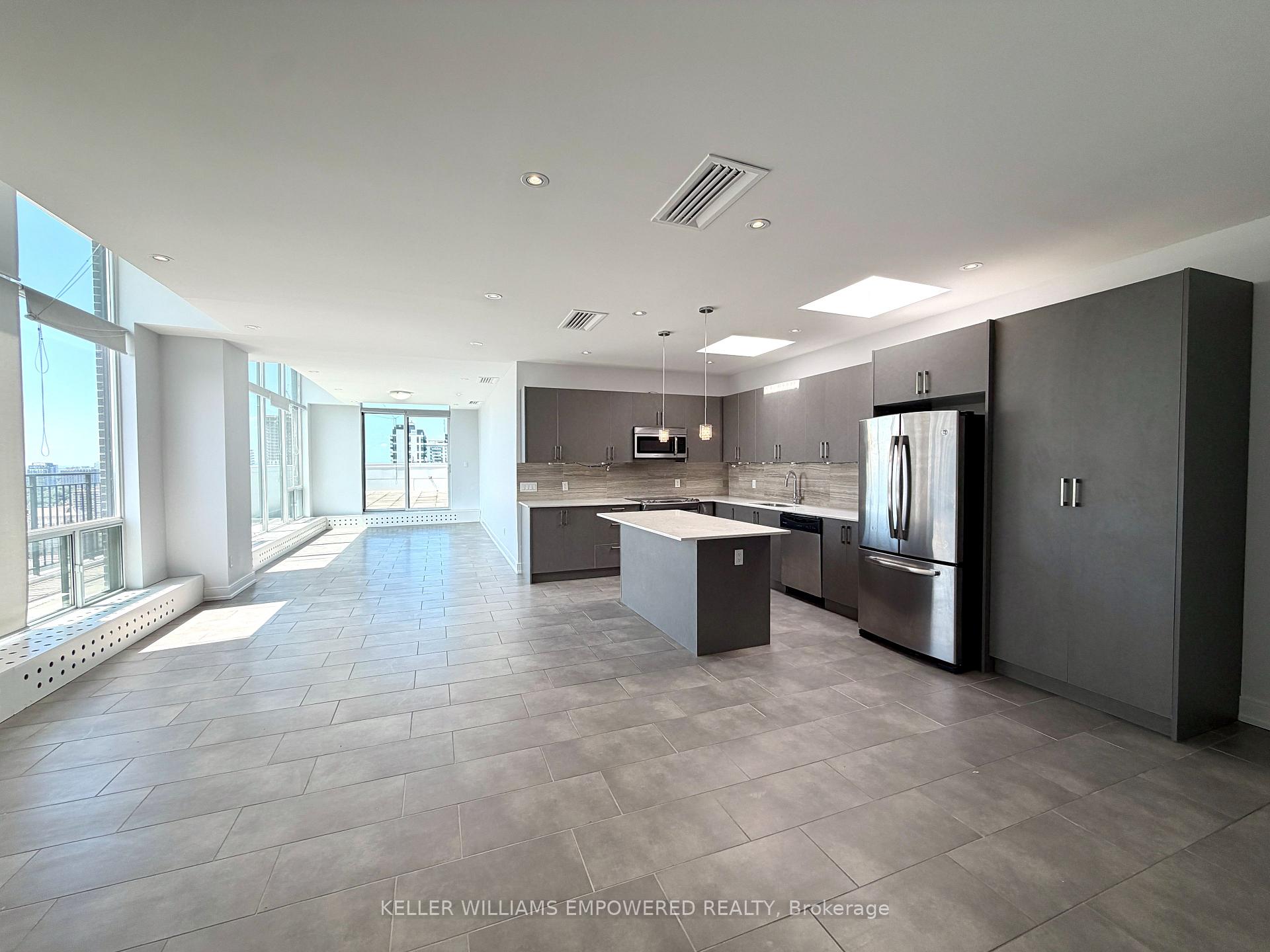 Front of Unit PH2, 225 Davisville Avenue