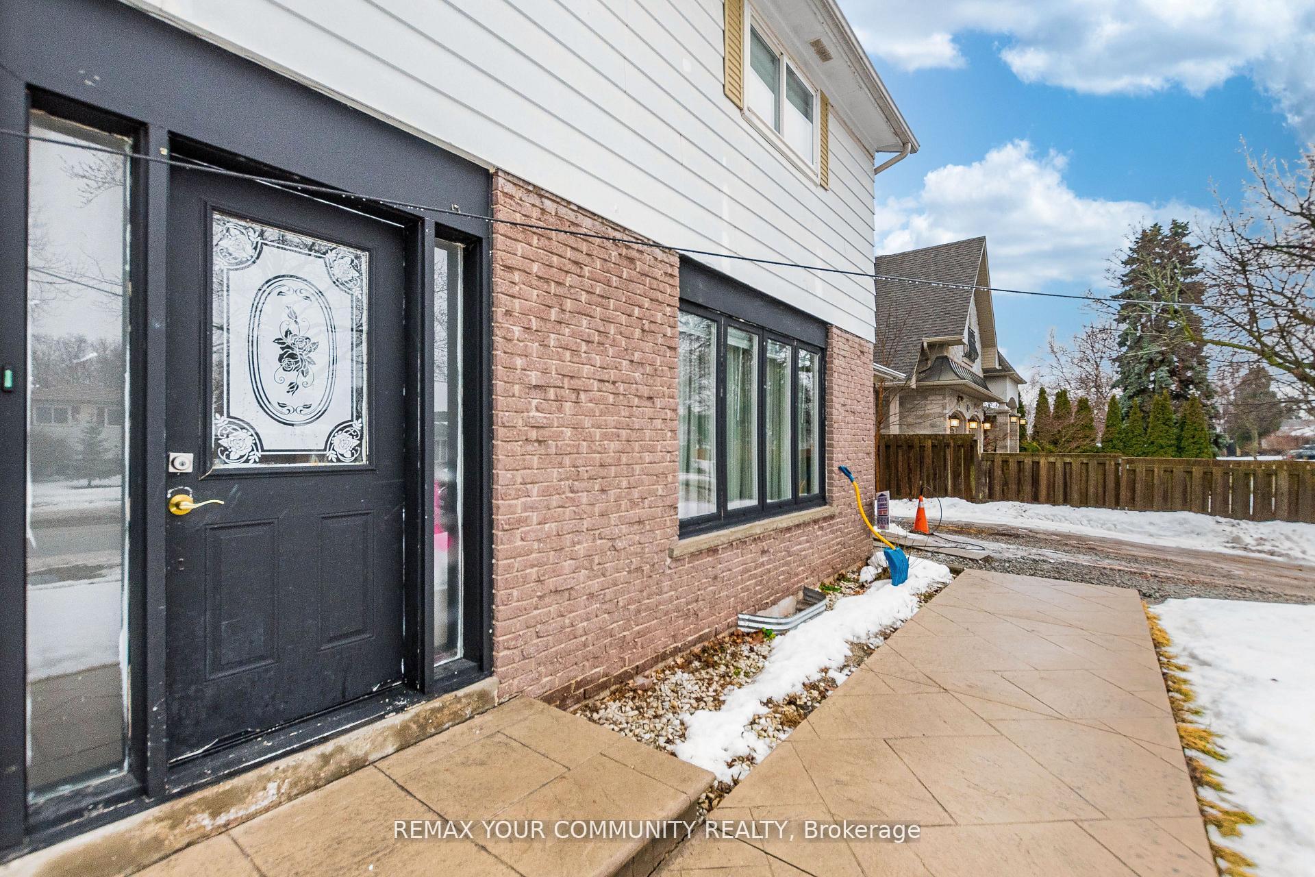 Photo 5 of 2202 Bridge Road, Oakville, West — HOMEH
