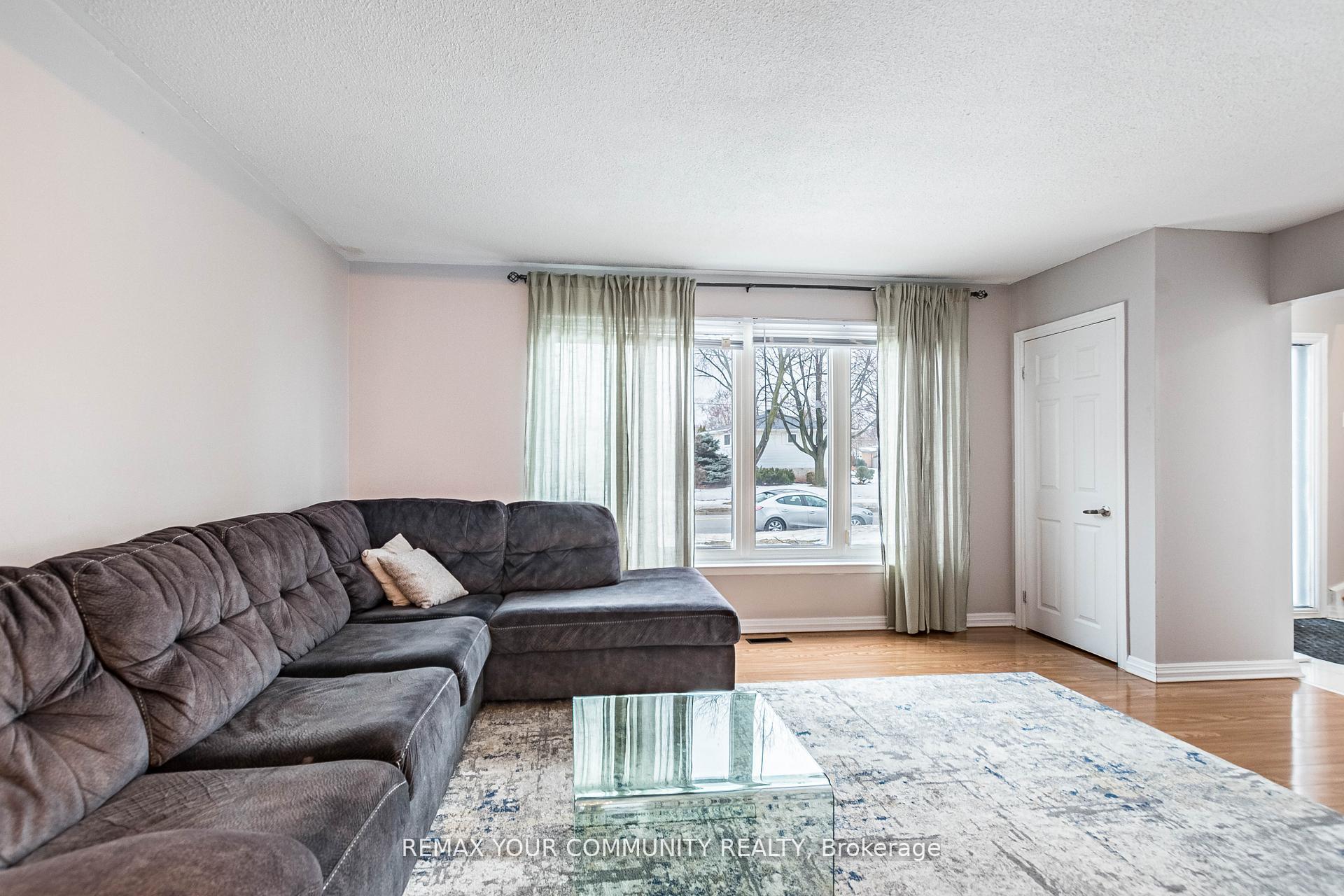 Photo 12 of 2202 Bridge Road, Oakville, West — HOMEH
