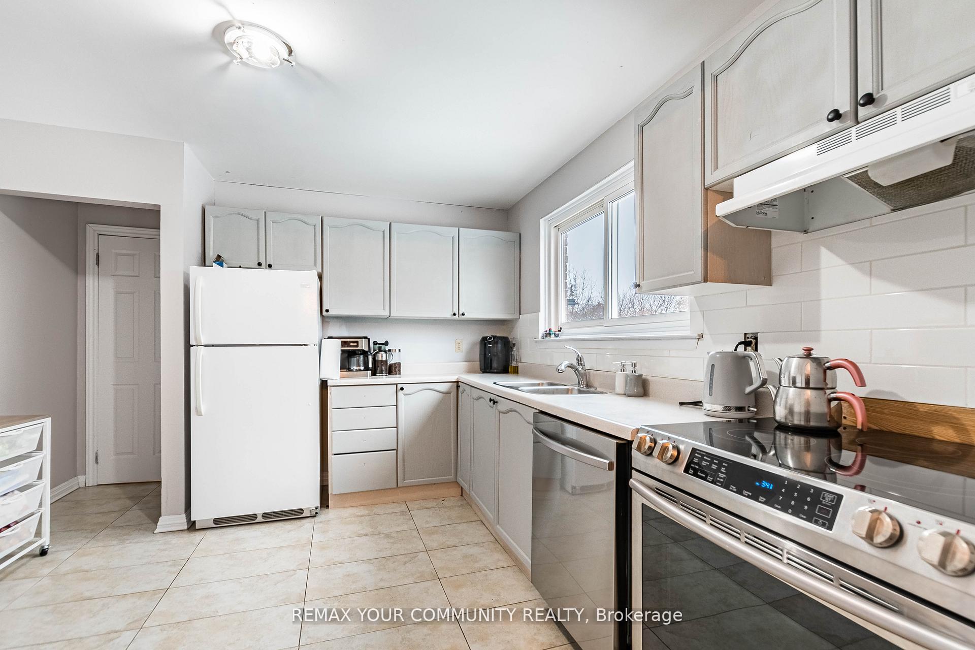Photo 19 of 2202 Bridge Road, Oakville, West — HOMEH