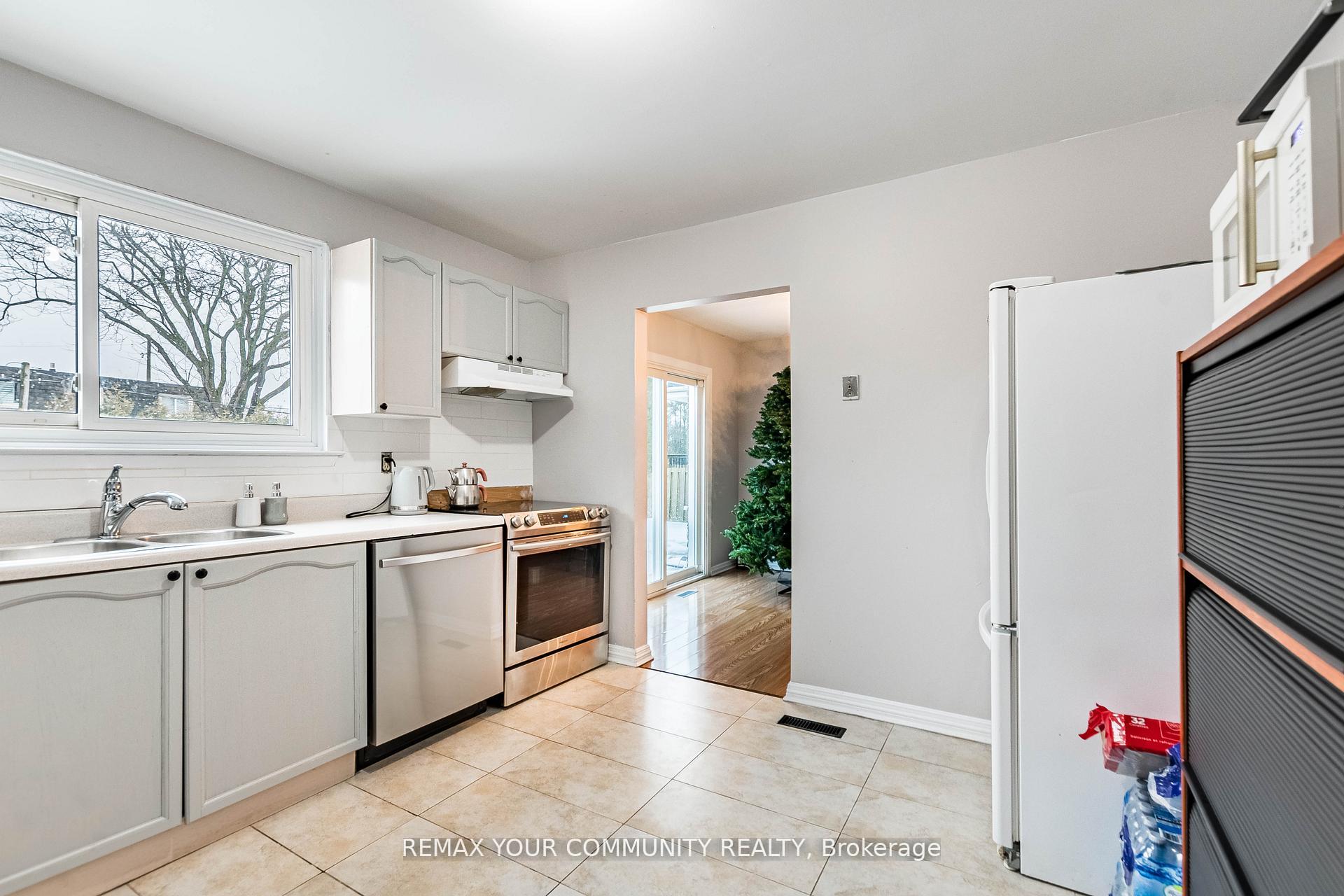 Photo 20 of 2202 Bridge Road, Oakville, West — HOMEH