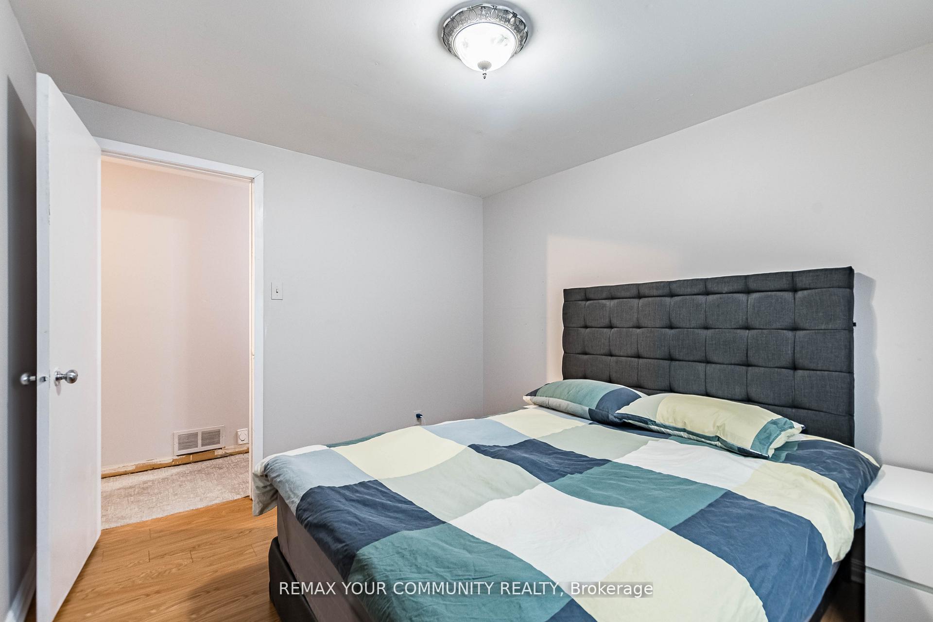 Photo 39 of 2202 Bridge Road, Oakville, West — HOMEH