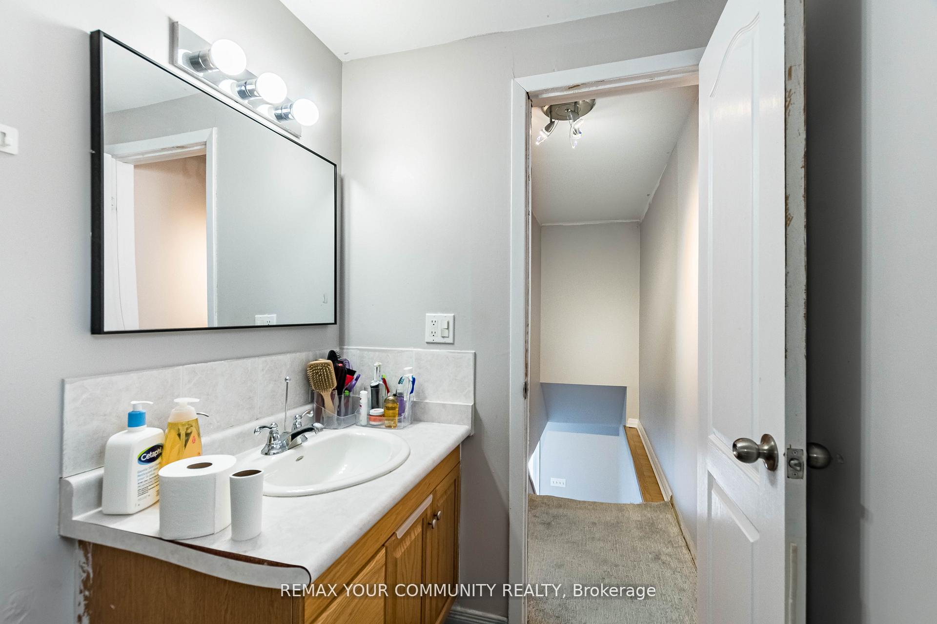 Photo 43 of 2202 Bridge Road, Oakville, West — HOMEH