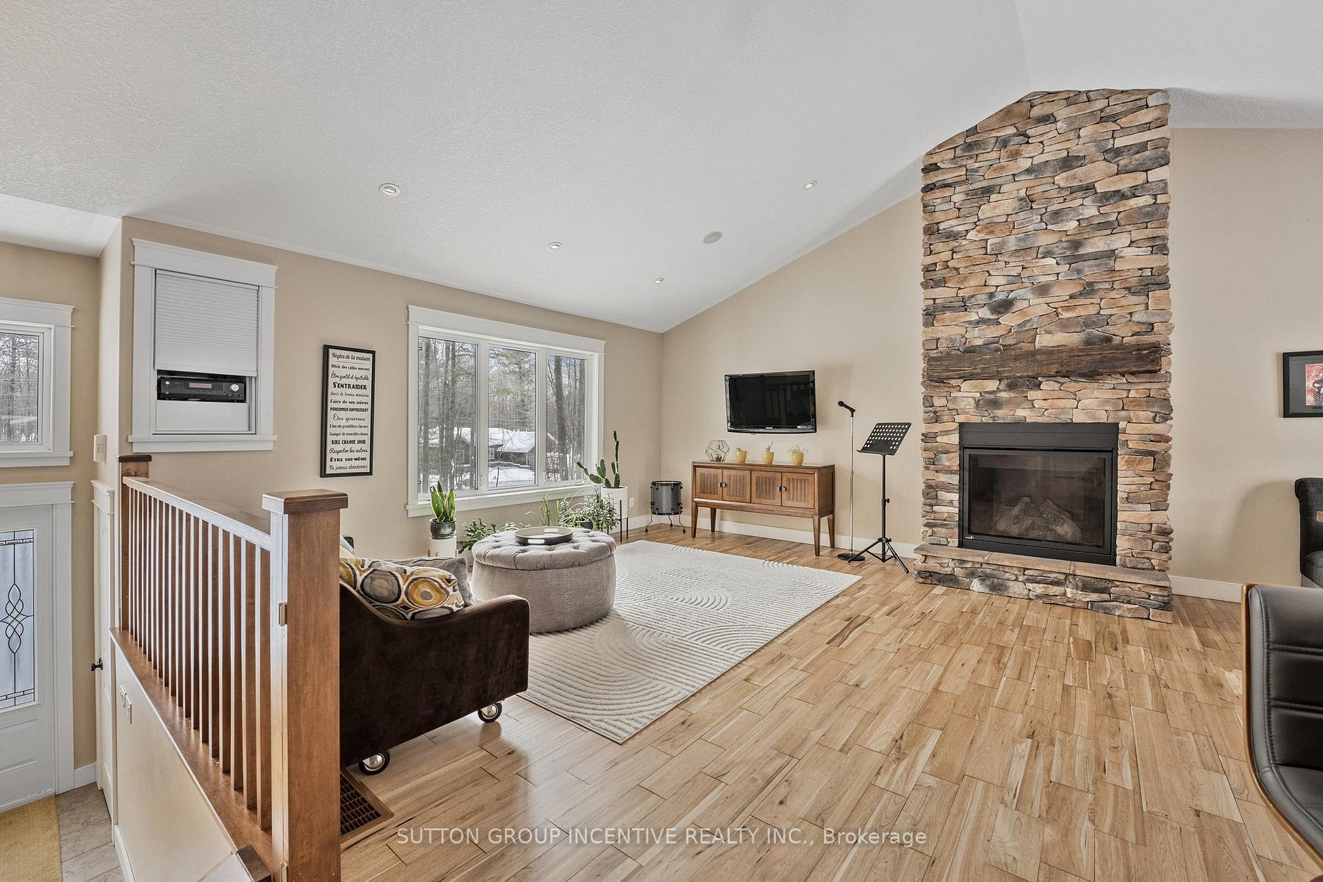 Photo 7 of 48 Tall Pines Drive, Tiny, Rural Tiny — HOMEH