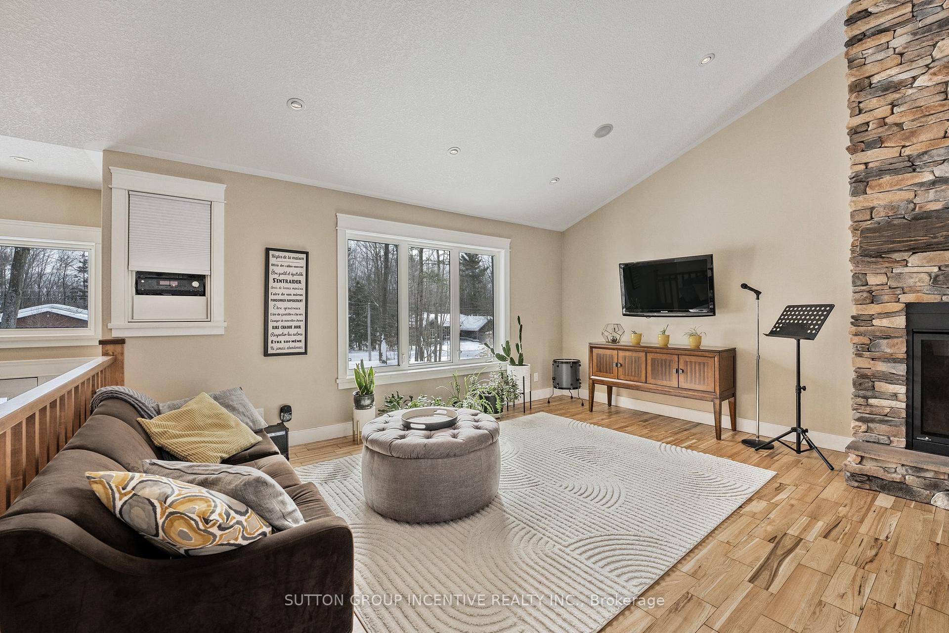Photo 9 of 48 Tall Pines Drive, Tiny, Rural Tiny — HOMEH