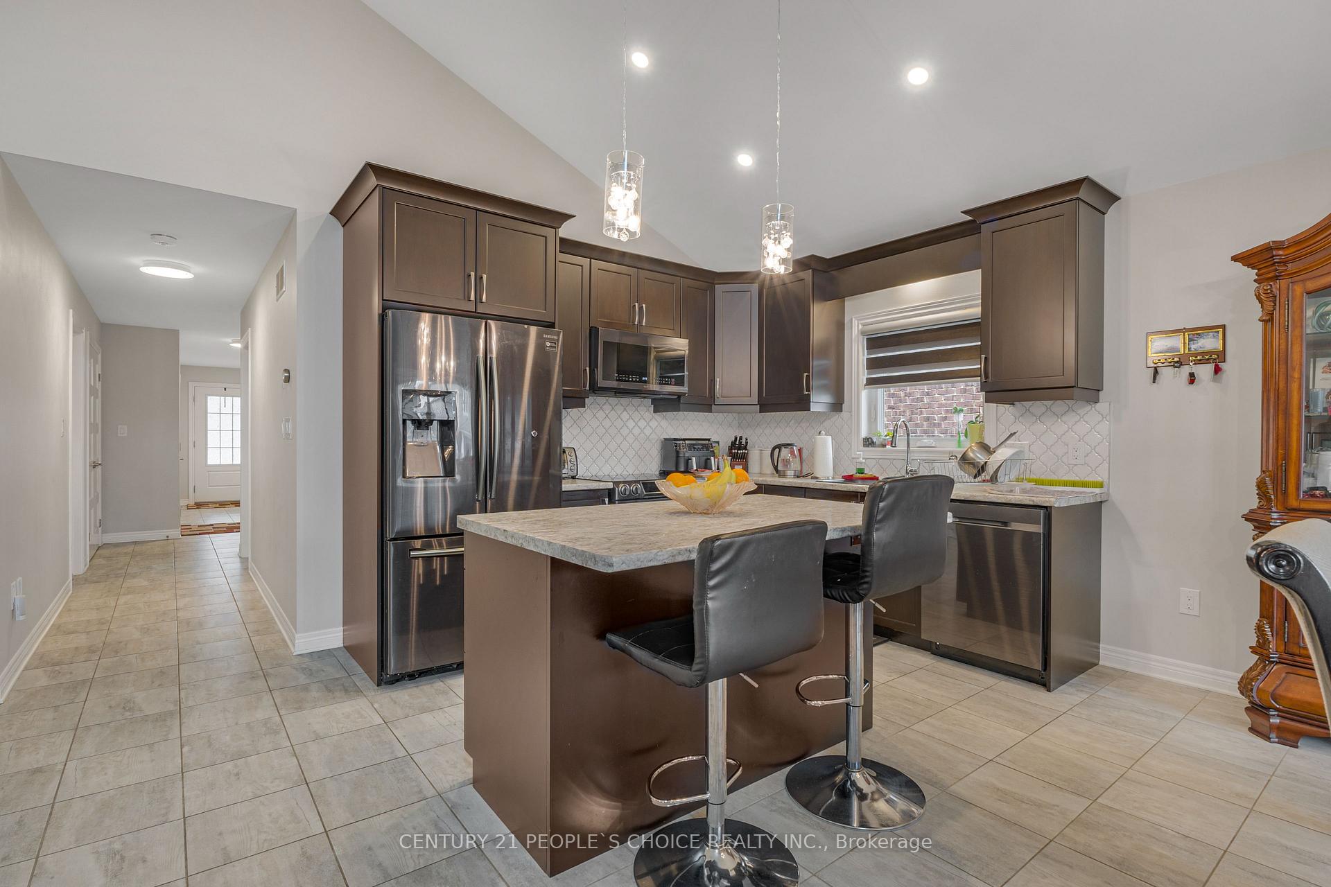 Photo 18 of 5 Secord Street, Thorold, Hurricane/Merrittville — HOMEH