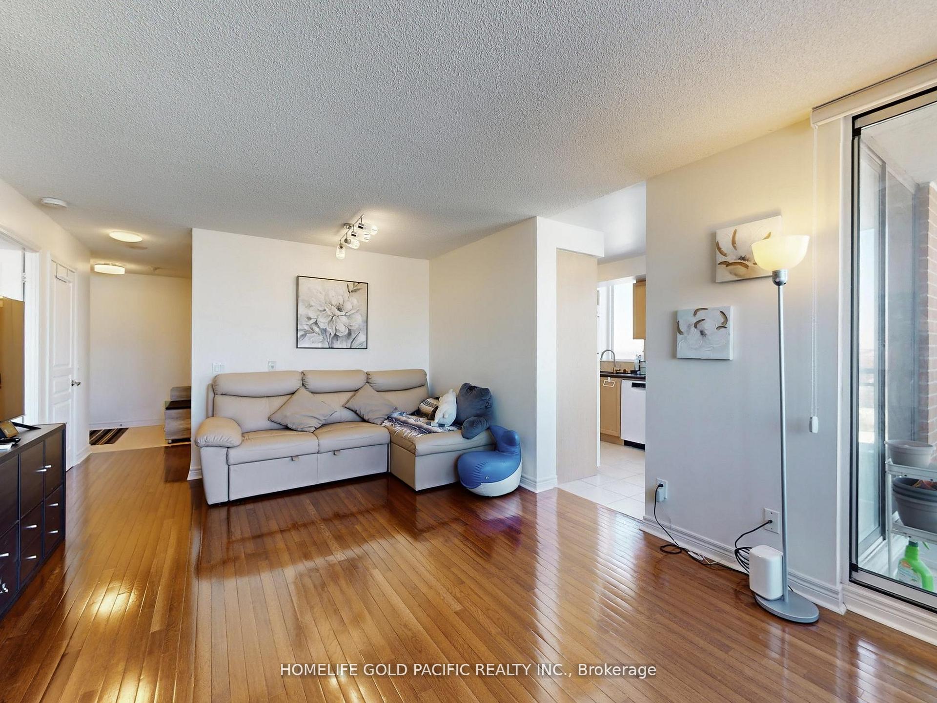 Photo 6 of Unit 1211, 350 Red Maple Road, Richmond Hill, Langstaff — HOMEH