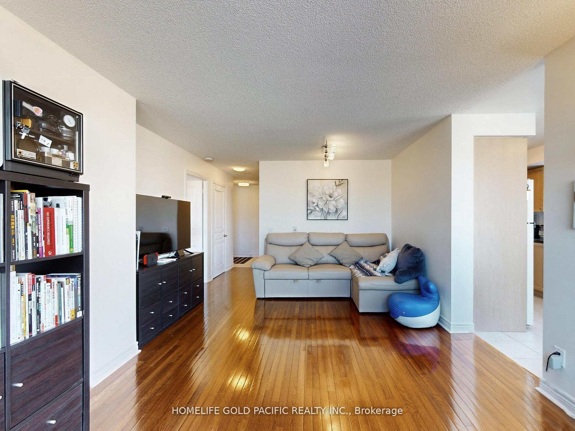 Photo 7 of Unit 1211, 350 Red Maple Road, Richmond Hill, Langstaff — HOMEH