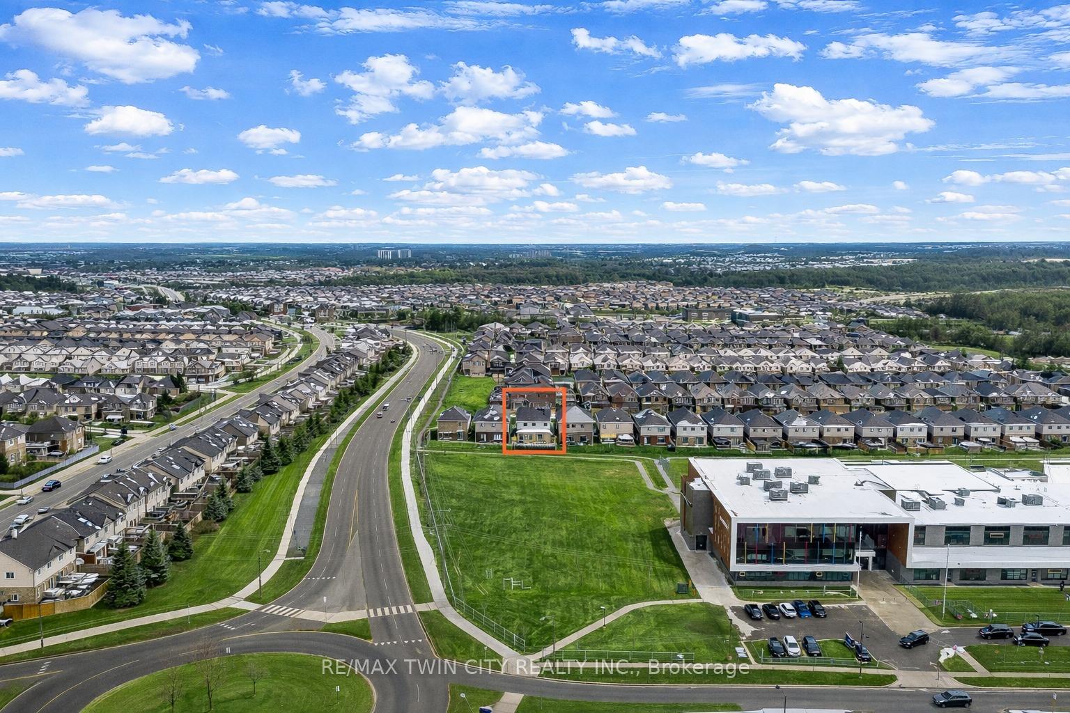 Photo 44 of 565 Florencedale Crescent, Kitchener, Huron Park — HOMEH