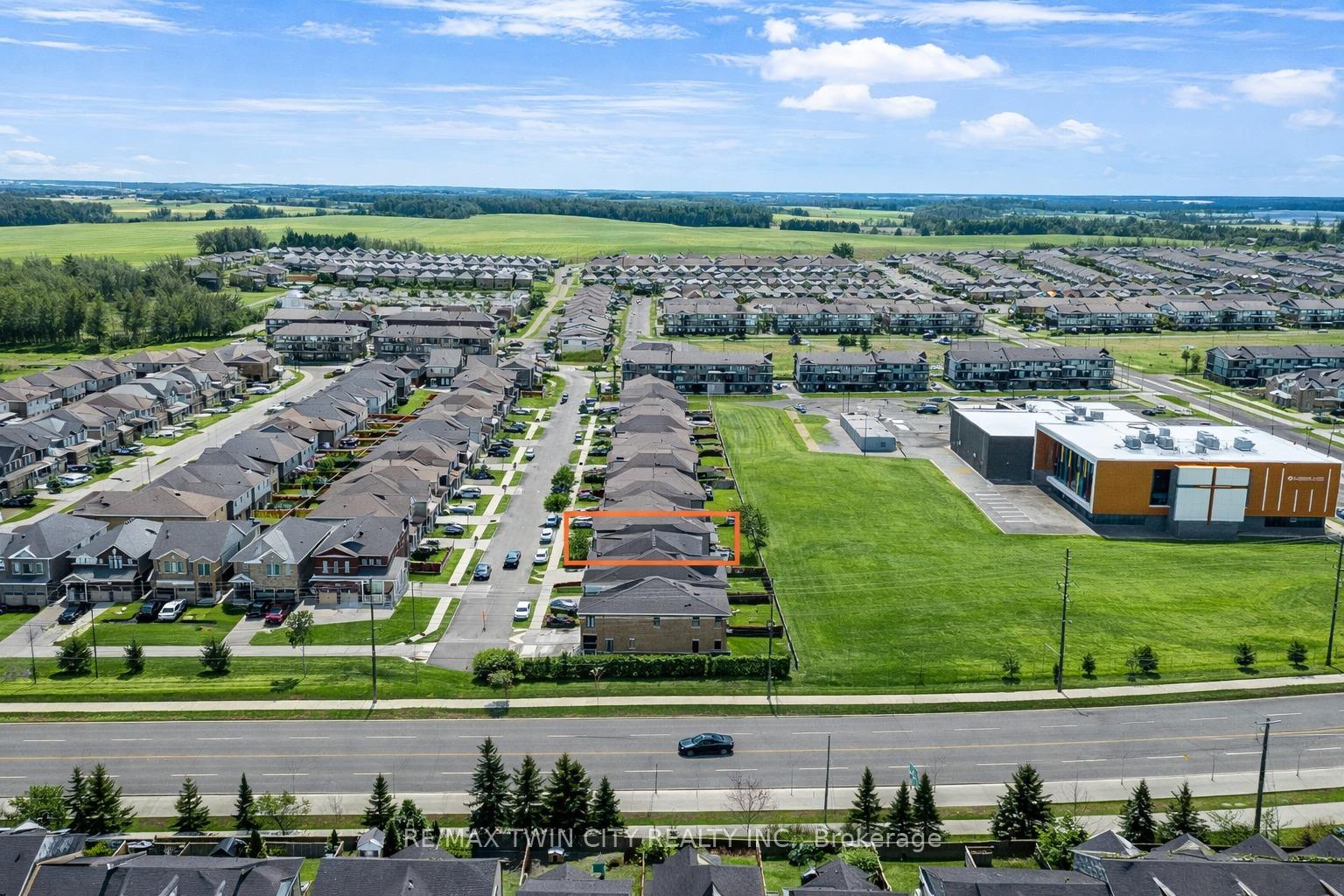 Photo 45 of 565 Florencedale Crescent, Kitchener, Huron Park — HOMEH
