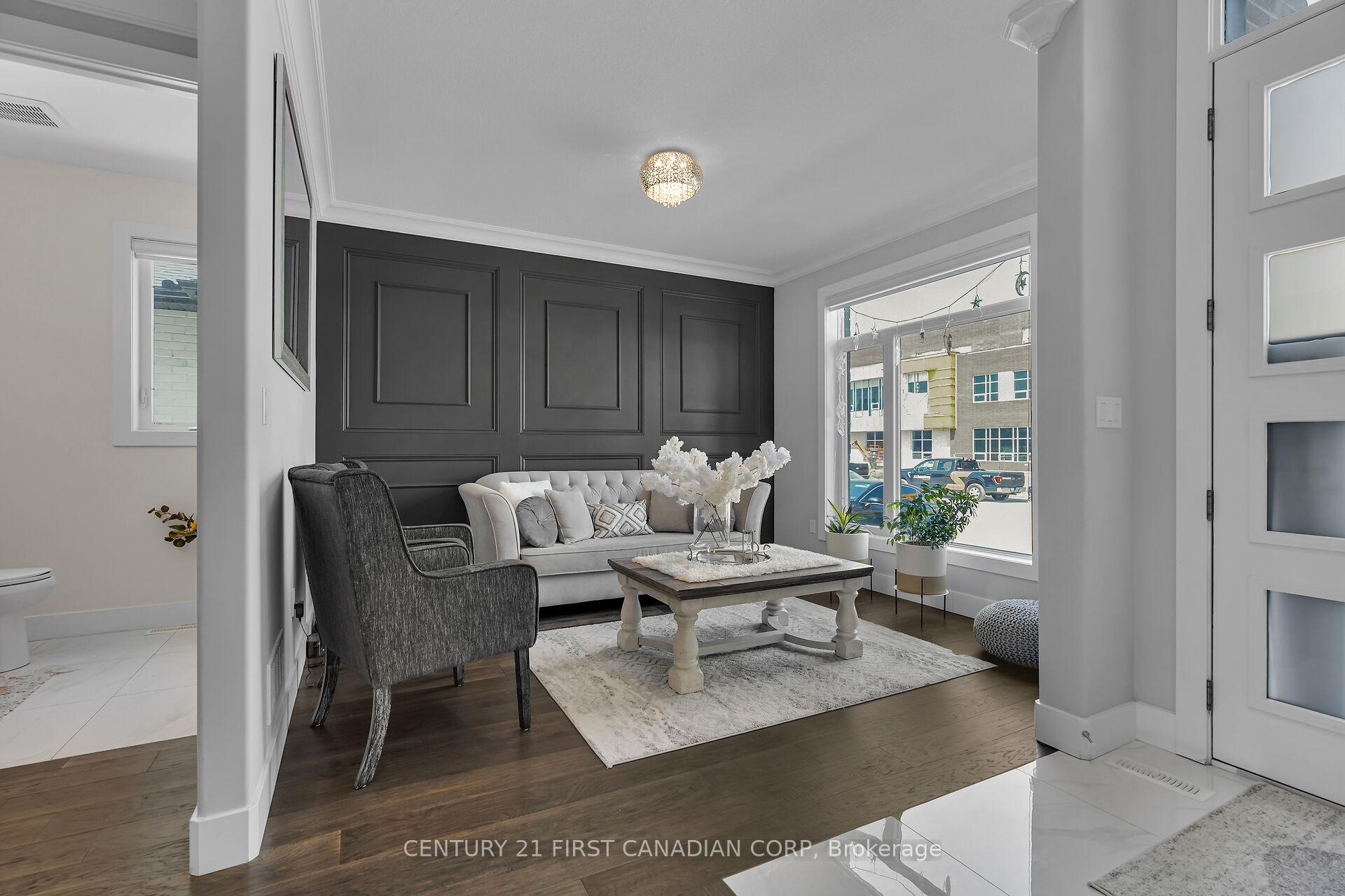 Photo 8 of 3373 Regiment Road, London, South V — HOMEH