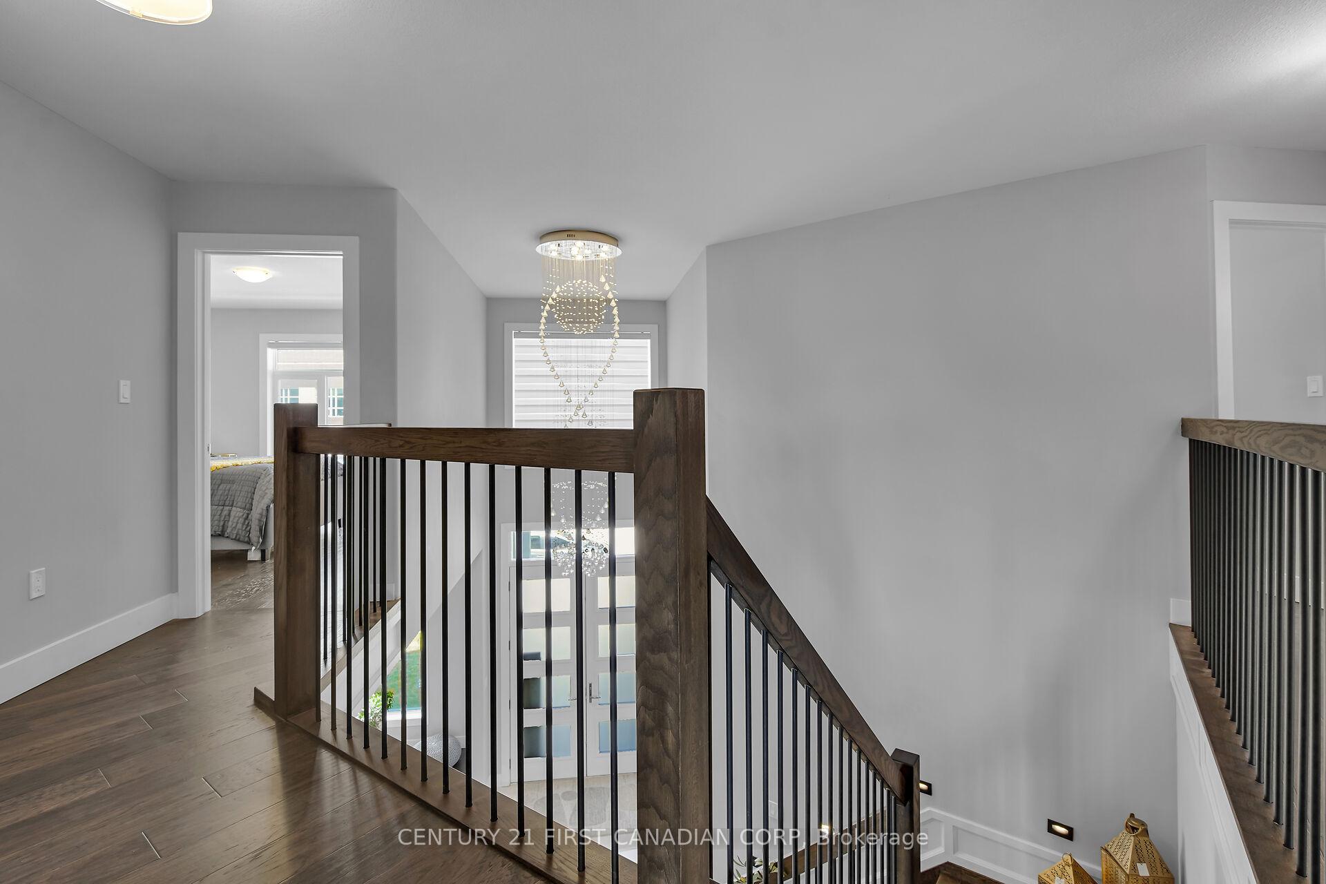 Photo 23 of 3373 Regiment Road, London, South V — HOMEH