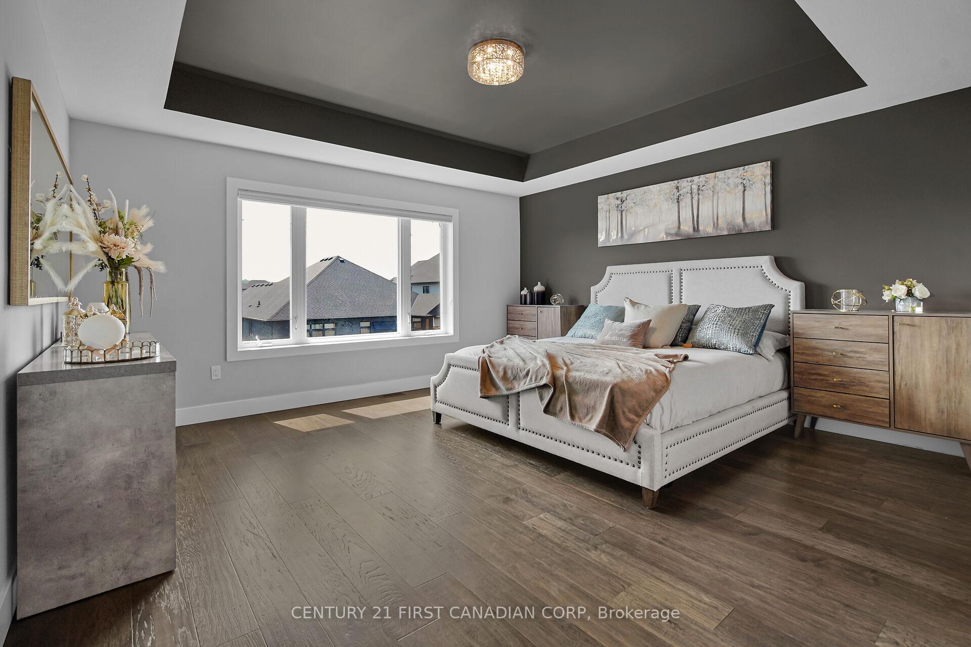Photo 24 of 3373 Regiment Road, London, South V — HOMEH