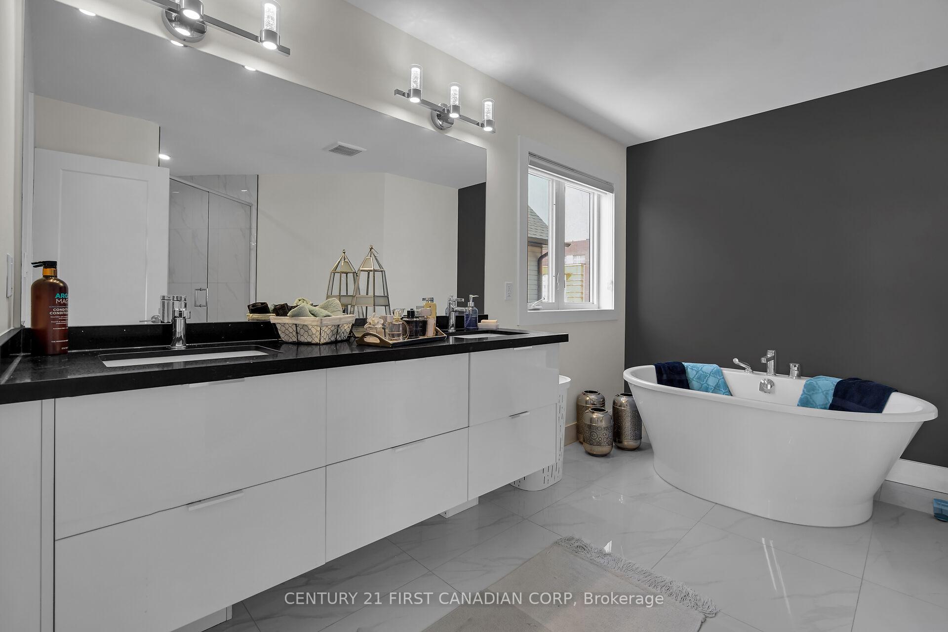 Photo 27 of 3373 Regiment Road, London, South V — HOMEH