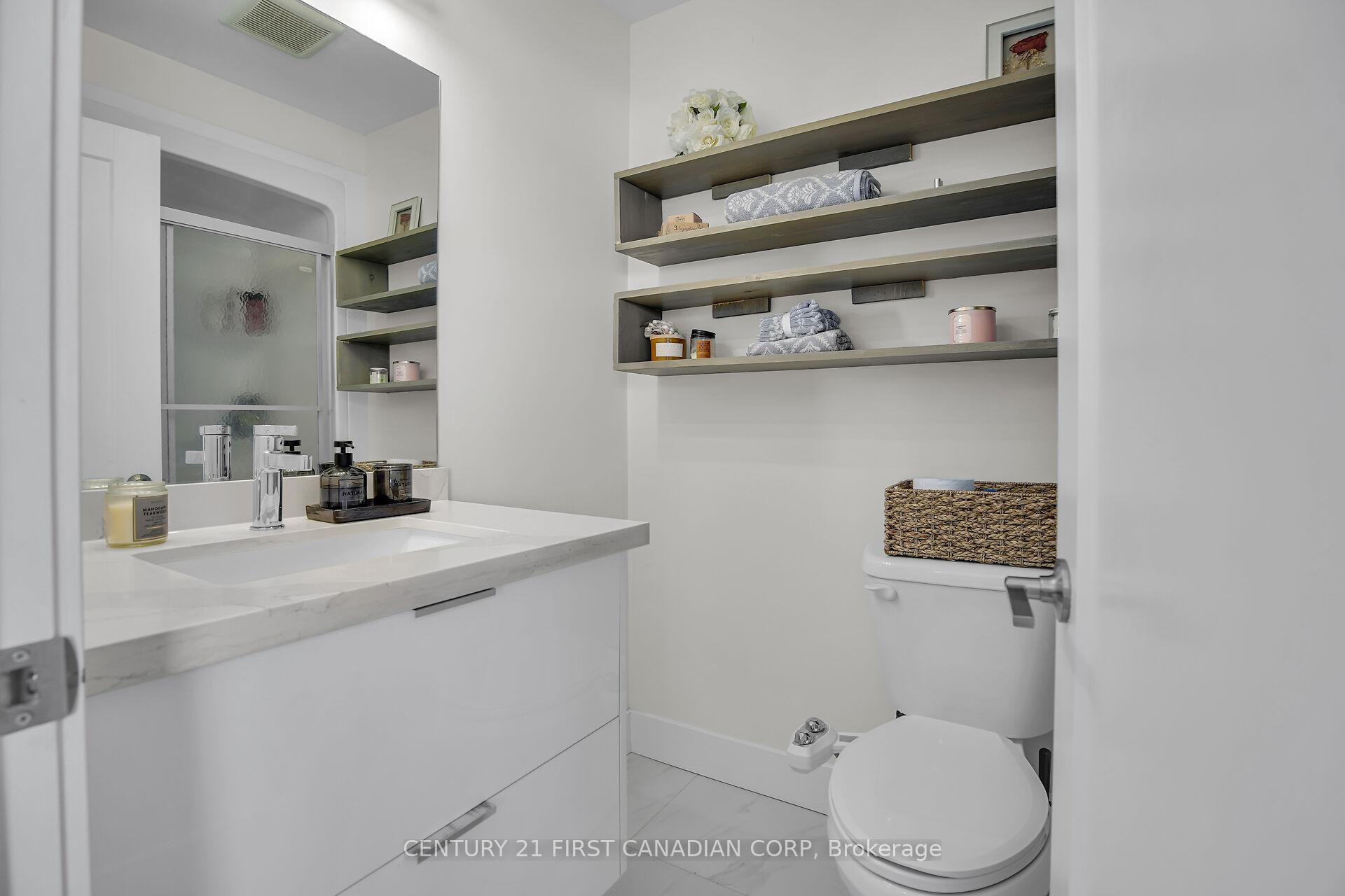 Photo 35 of 3373 Regiment Road, London, South V — HOMEH