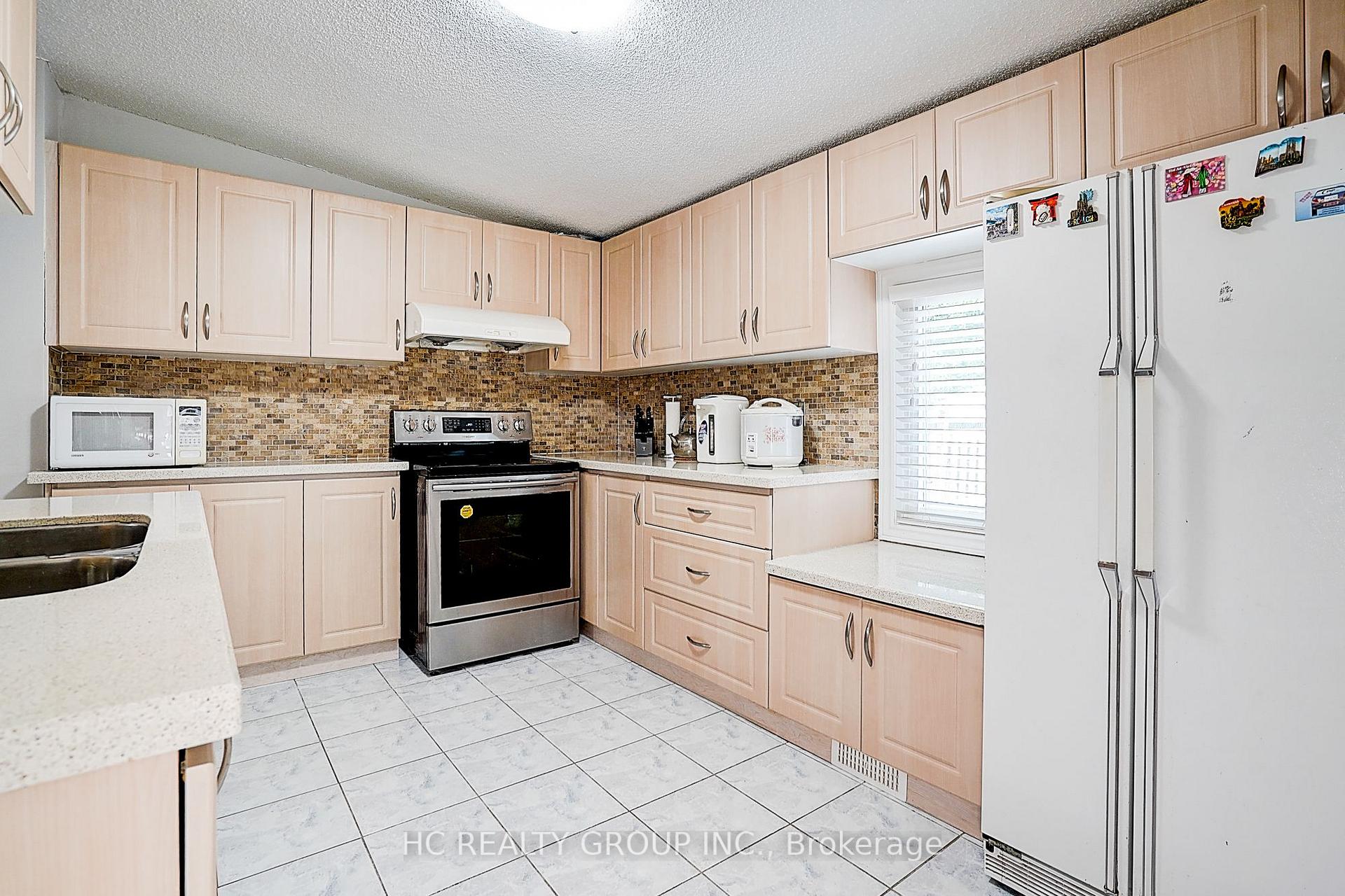 Photo 11 of 361 Highfield Road, Toronto, Greenwood-Coxwell — HOMEH