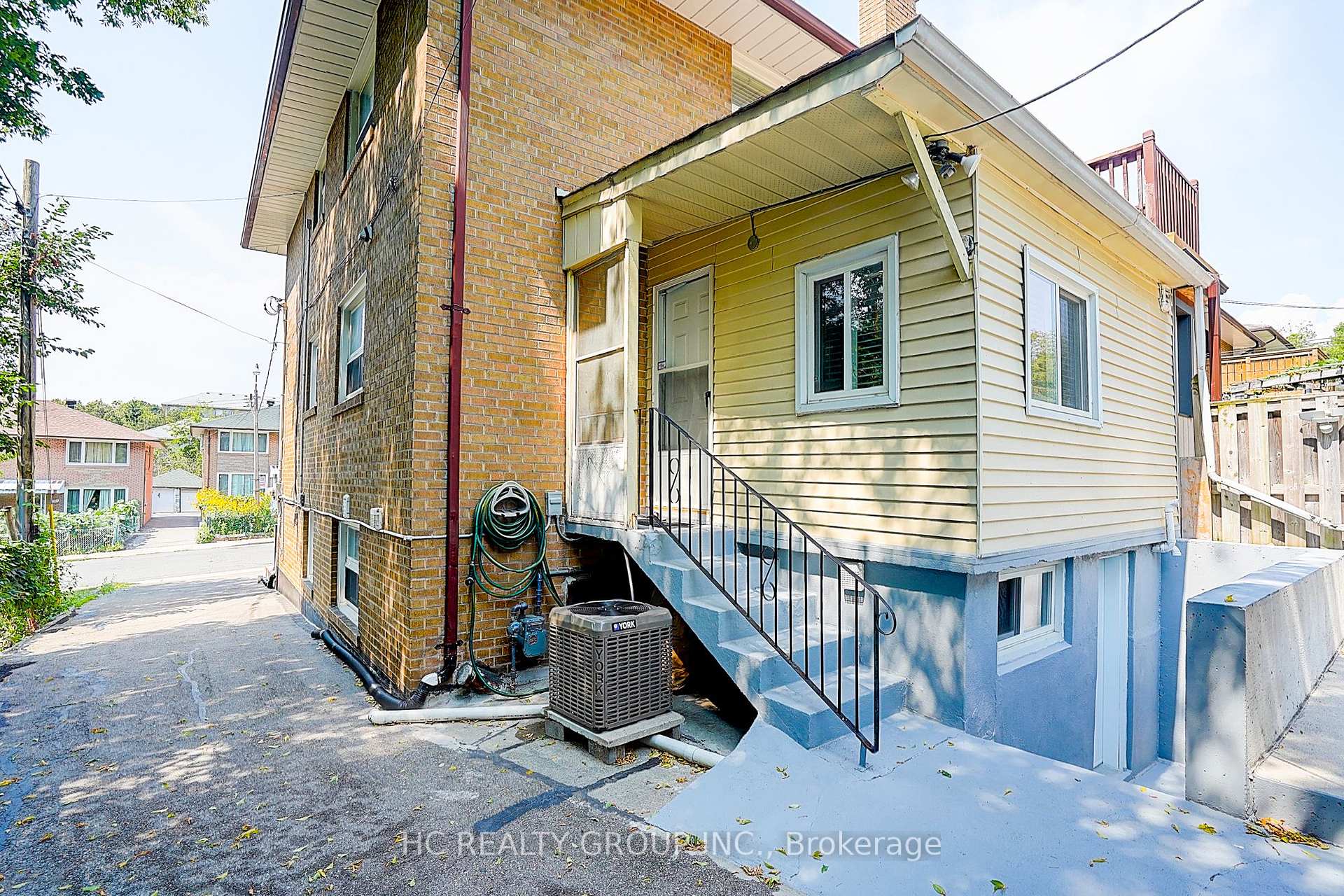 Photo 27 of 361 Highfield Road, Toronto, Greenwood-Coxwell — HOMEH