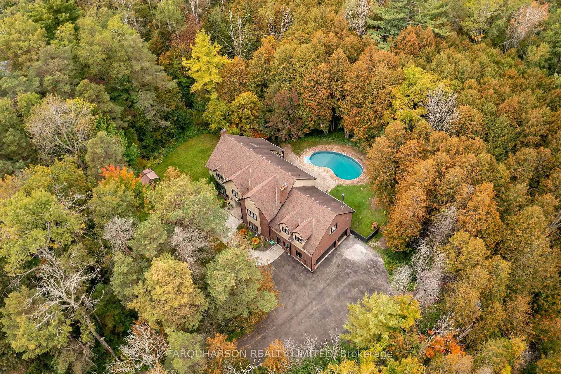 Photo of 1 Foxlair Court