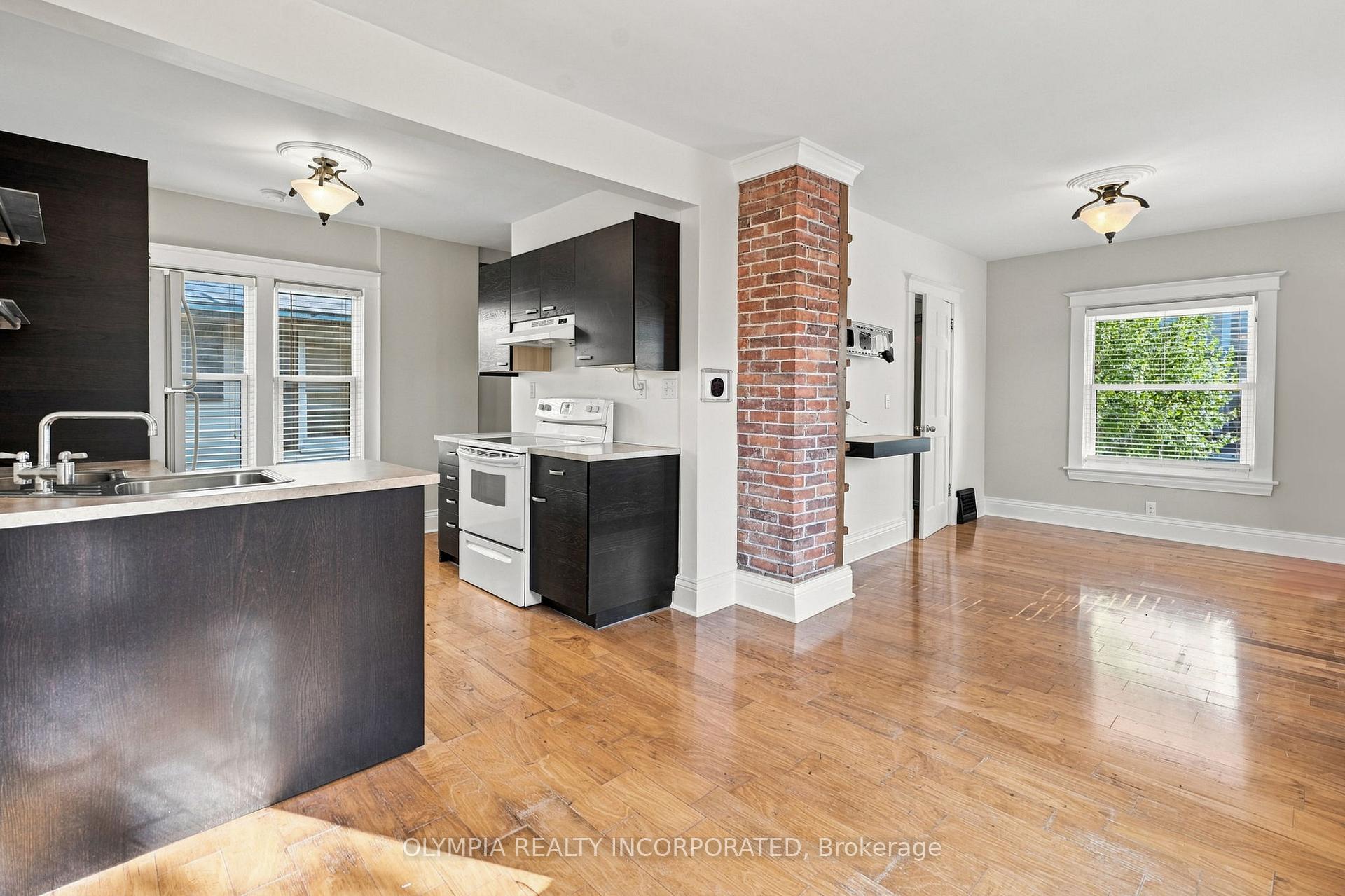 Photo 8 of 14 Bond Street, St. Catharines, Downtown — HOMEH