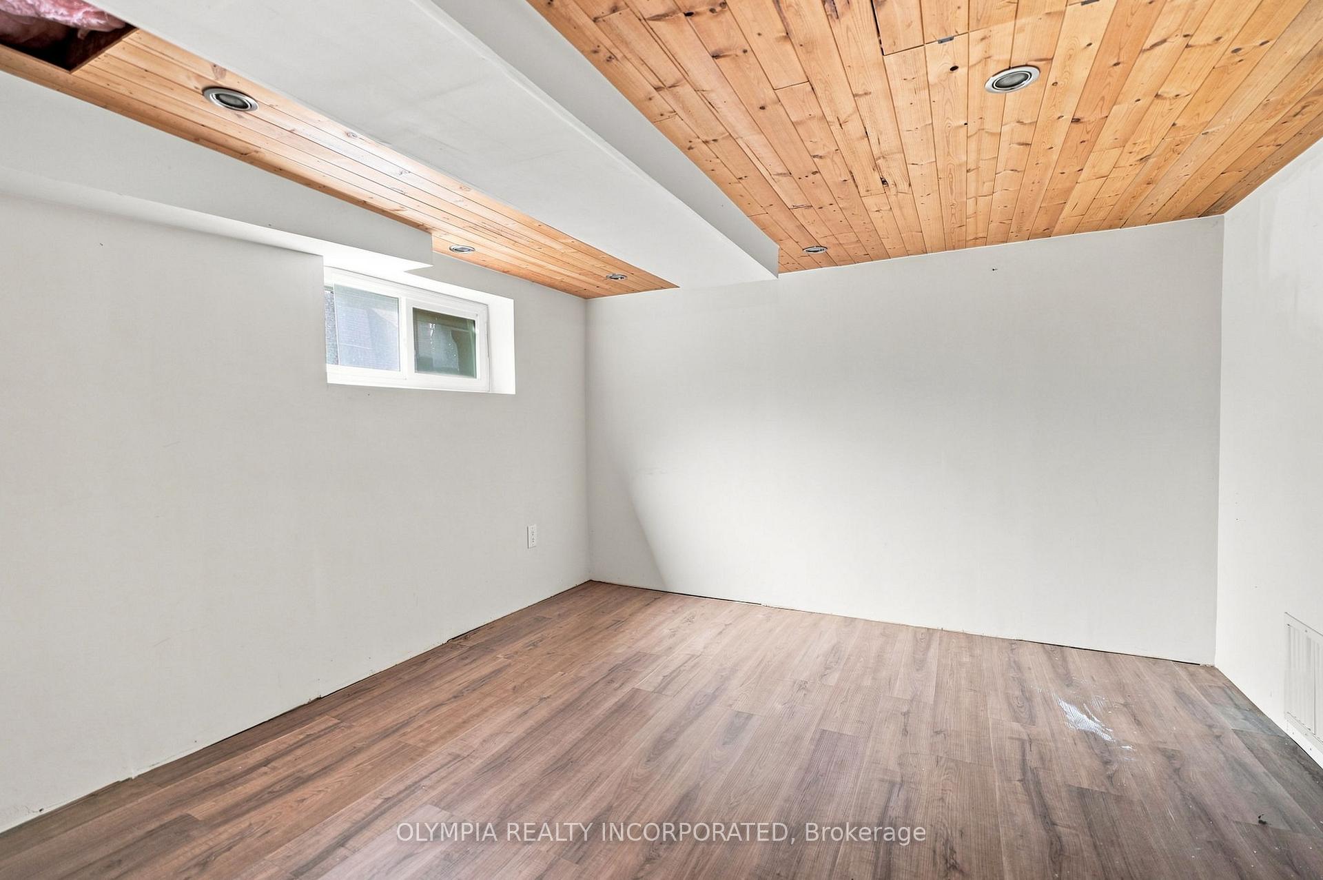 Photo 14 of 14 Bond Street, St. Catharines, Downtown — HOMEH