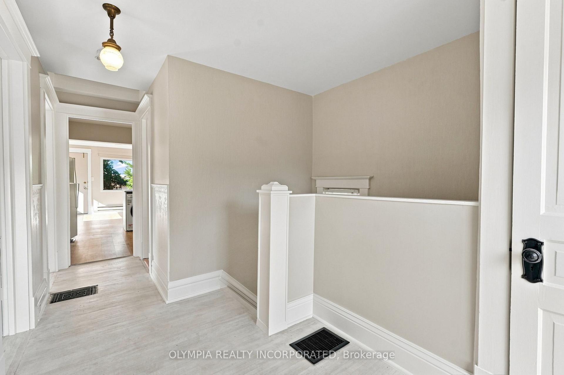 Photo 23 of 14 Bond Street, St. Catharines, Downtown — HOMEH
