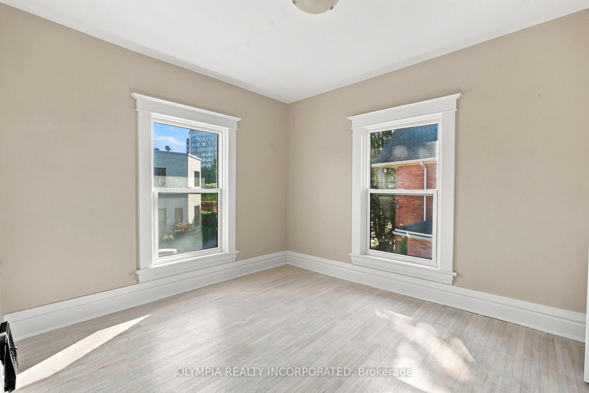 Photo 24 of 14 Bond Street, St. Catharines, Downtown — HOMEH
