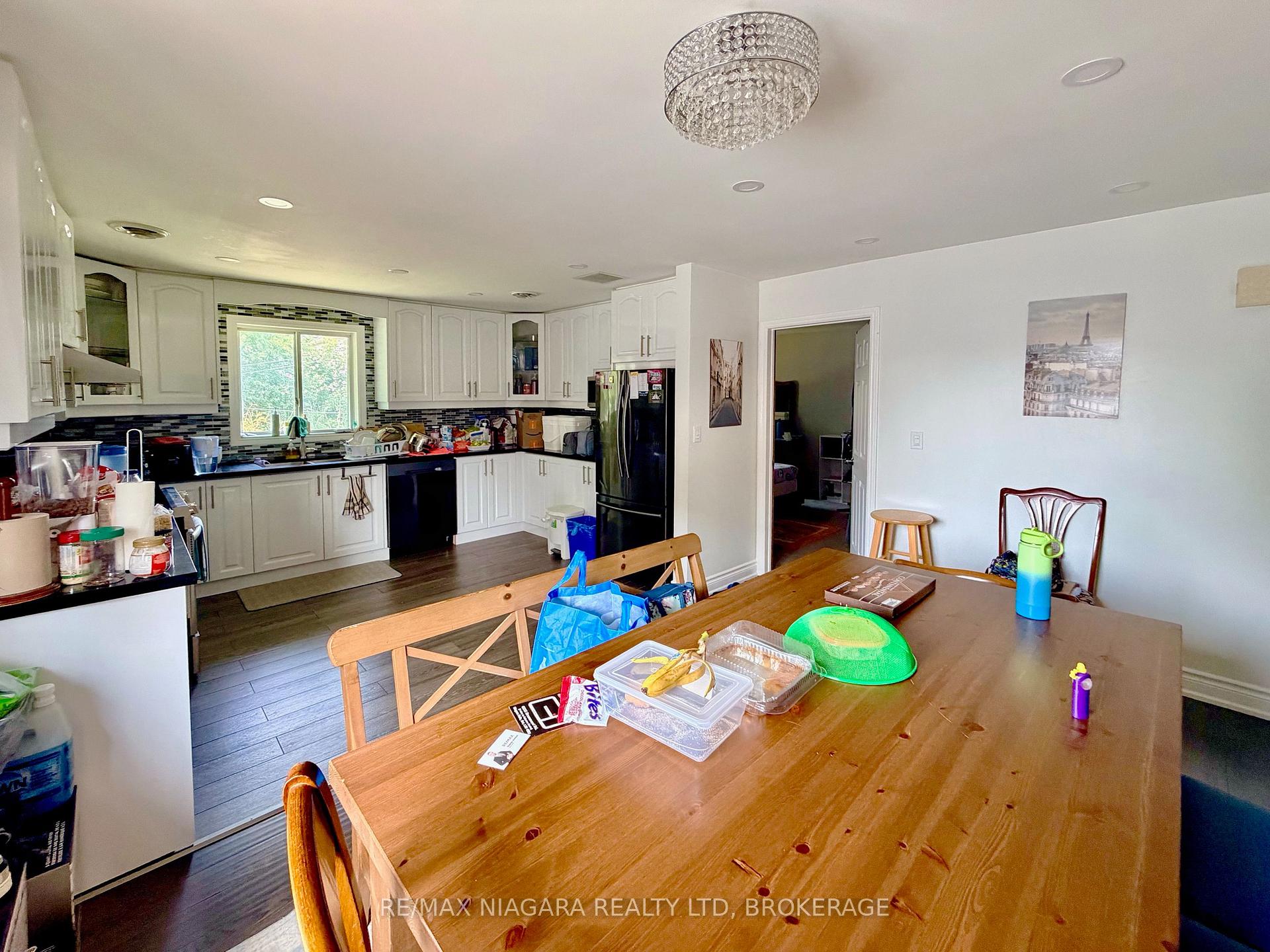 Photo 5 of Unit UPPER, 6475 Taylor Street, Niagara Falls, Dorchester — HOMEH