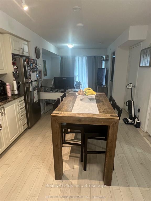 Photo 12 of Unit 710, 3091 Dufferin Street, North York, Yorkdale-Glen Park — HOMEH