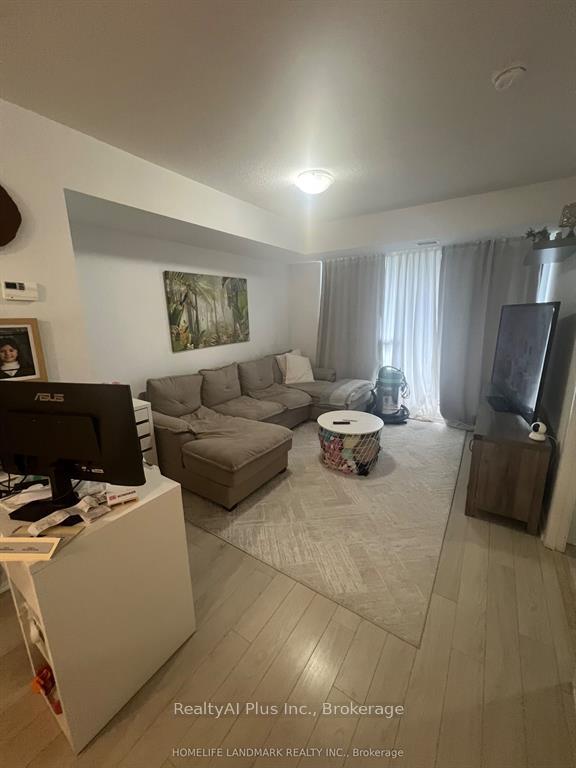 Photo 14 of Unit 710, 3091 Dufferin Street, North York, Yorkdale-Glen Park — HOMEH