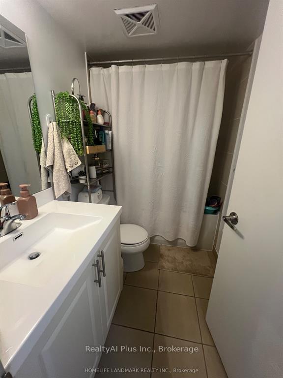Photo 18 of Unit 710, 3091 Dufferin Street, North York, Yorkdale-Glen Park — HOMEH