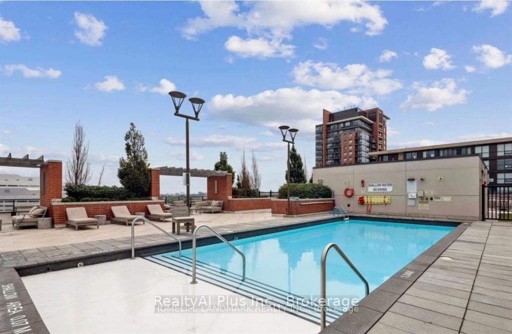 Photo 23 of Unit 710, 3091 Dufferin Street, North York, Yorkdale-Glen Park — HOMEH