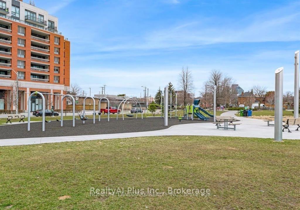 Photo 27 of Unit 710, 3091 Dufferin Street, North York, Yorkdale-Glen Park — HOMEH