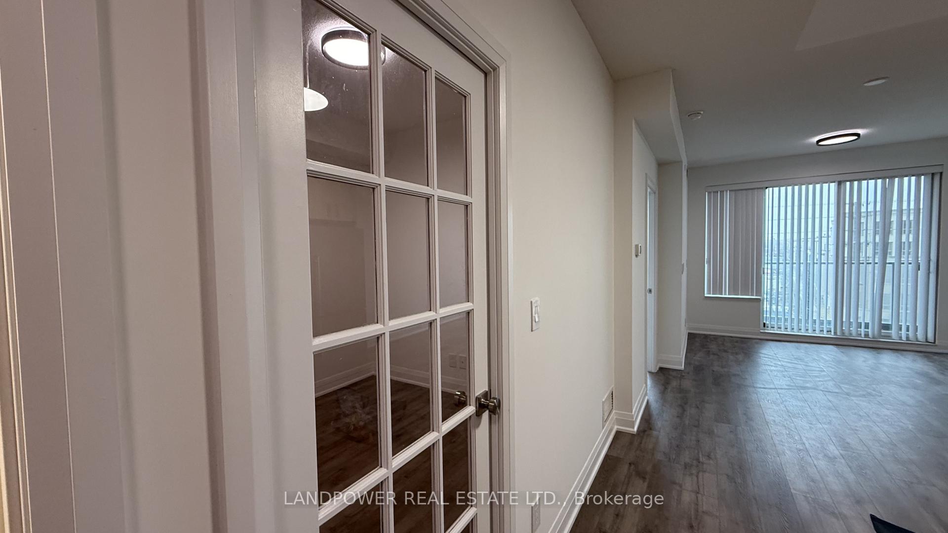 Photo 6 of Unit 515, 28 Uptown Drive, Markham, Unionville — HOMEH