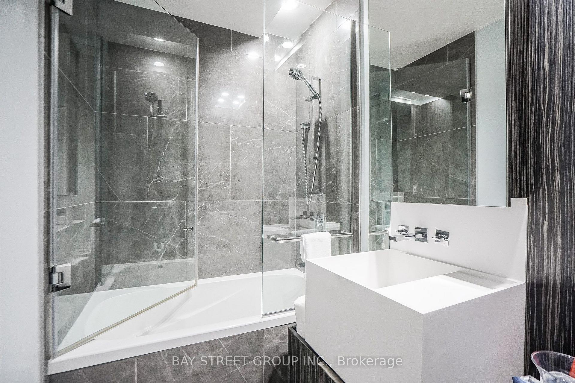 Photo 15 of Unit 505, 1 Bloor Street E, Toronto, Church-Yonge Corridor — HOMEH