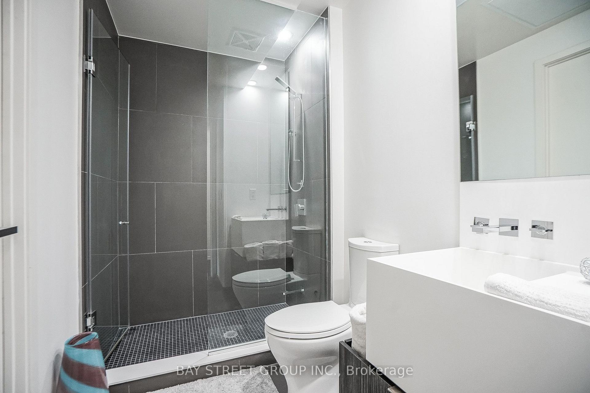 Photo 16 of Unit 505, 1 Bloor Street E, Toronto, Church-Yonge Corridor — HOMEH