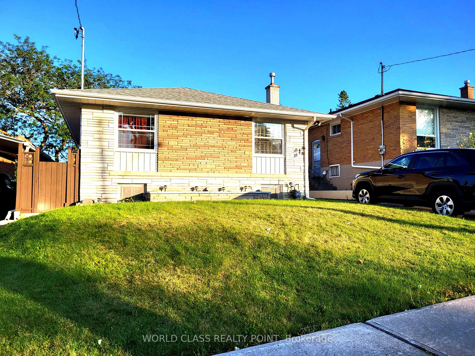 Photo 2 of 27 Kilbride Road, Scarborough, Bendale — HOMEH