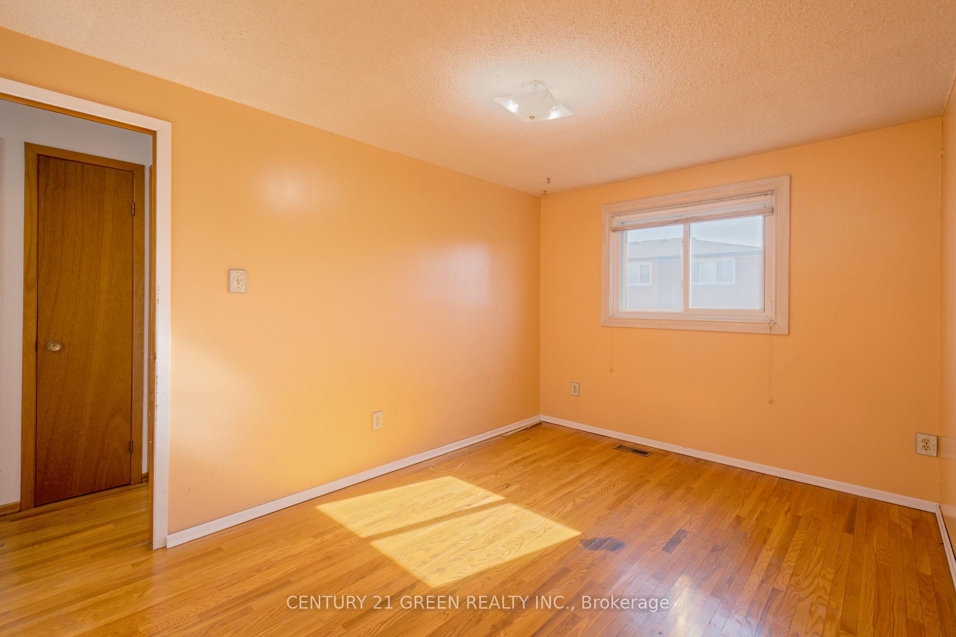 Photo 22 of 729 West 5th Street, Hamilton, Fessenden — HOMEH